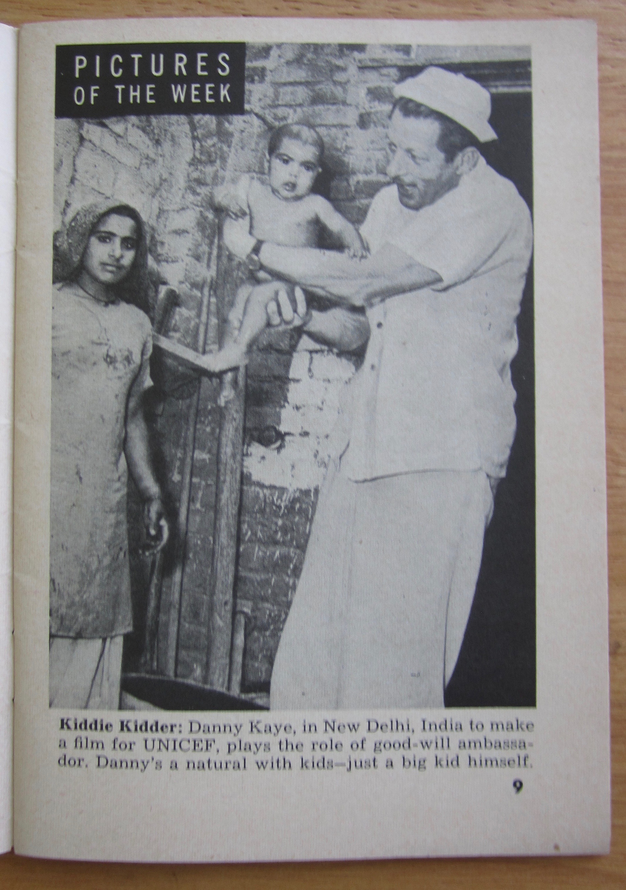 Tempo Magazine July 5, 1954 Cleo Moore