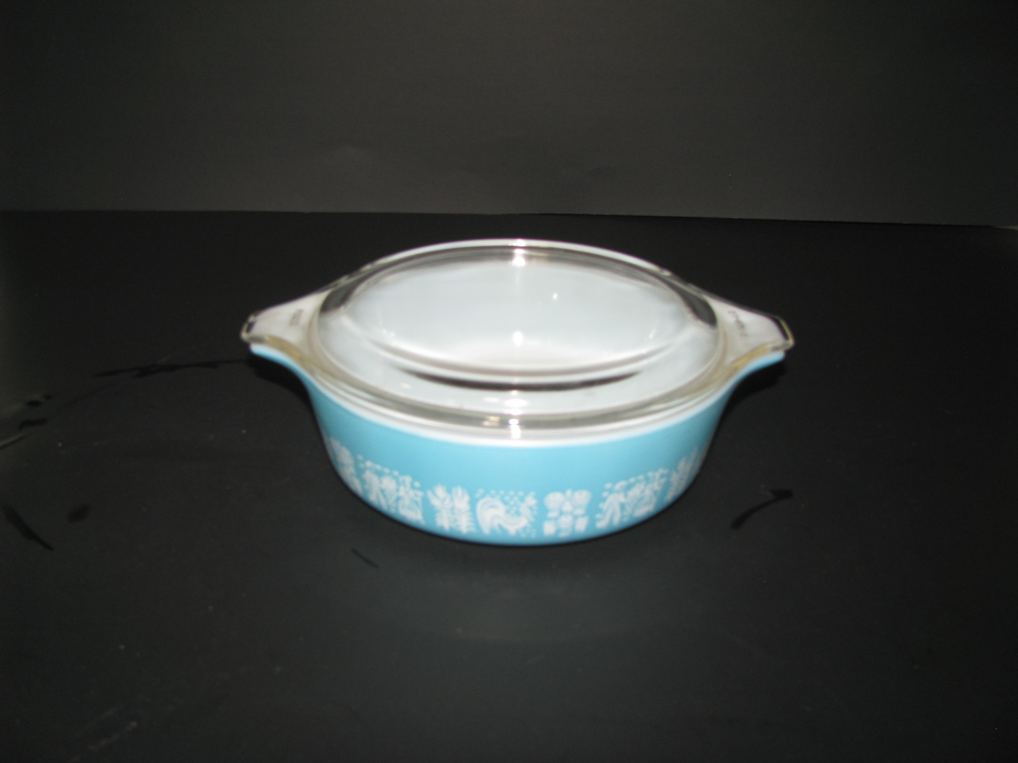Vintage Pyrex Butter Print White on Turquoise 471 1pt