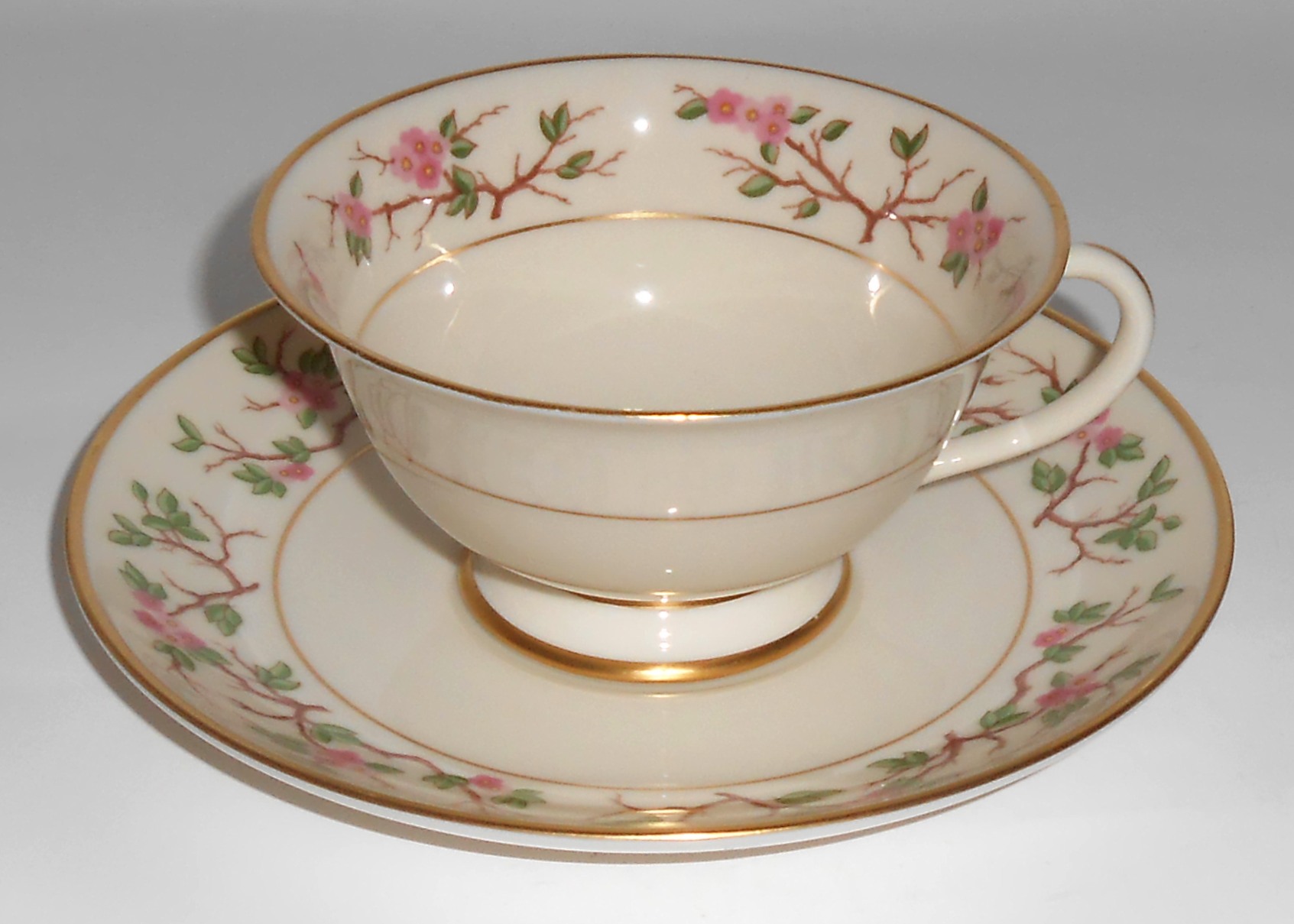 Franciscan Pottery Woodside Fine China Cup & Saucer Set