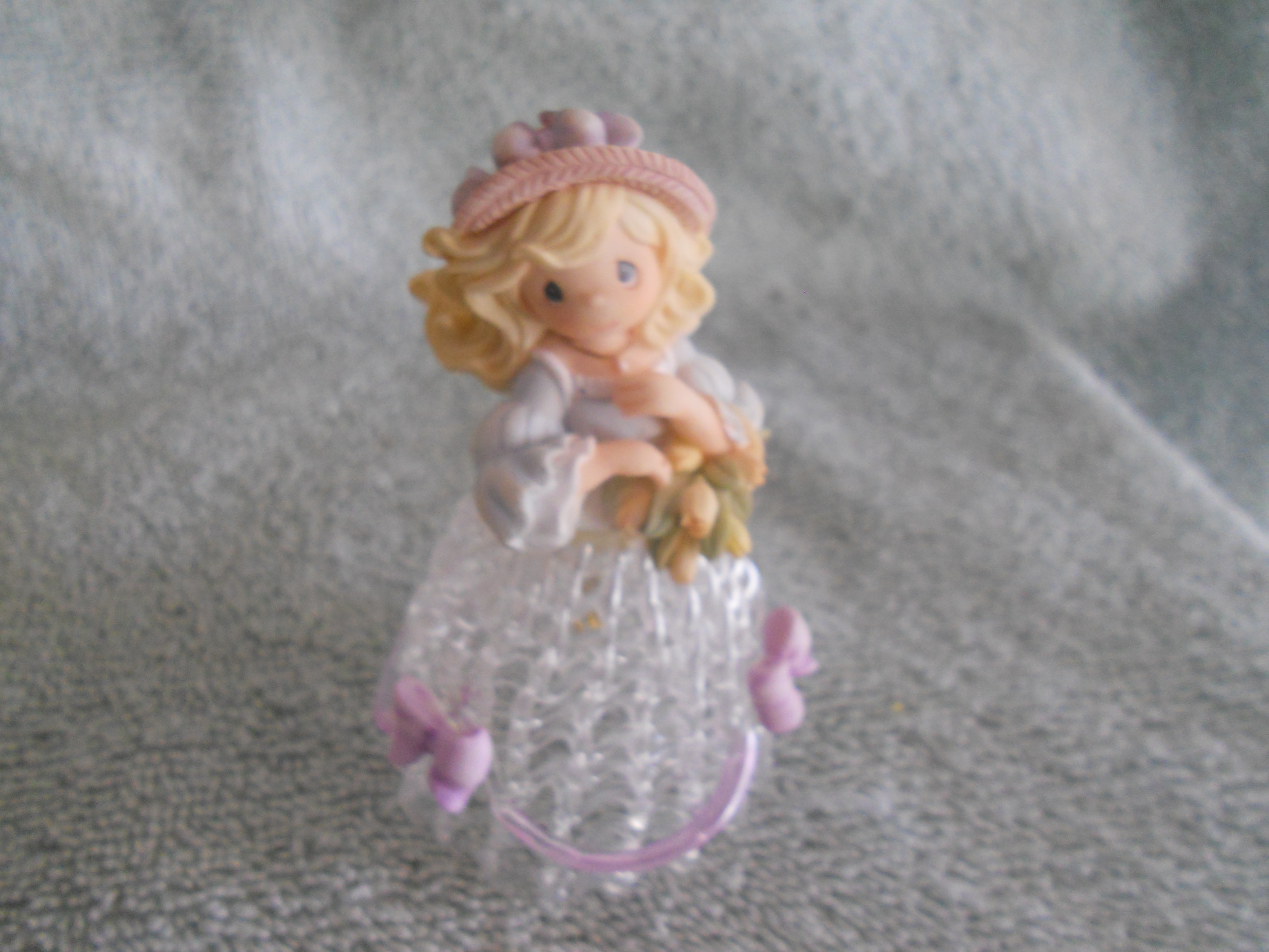 Precious Moments Spring Belle 2001