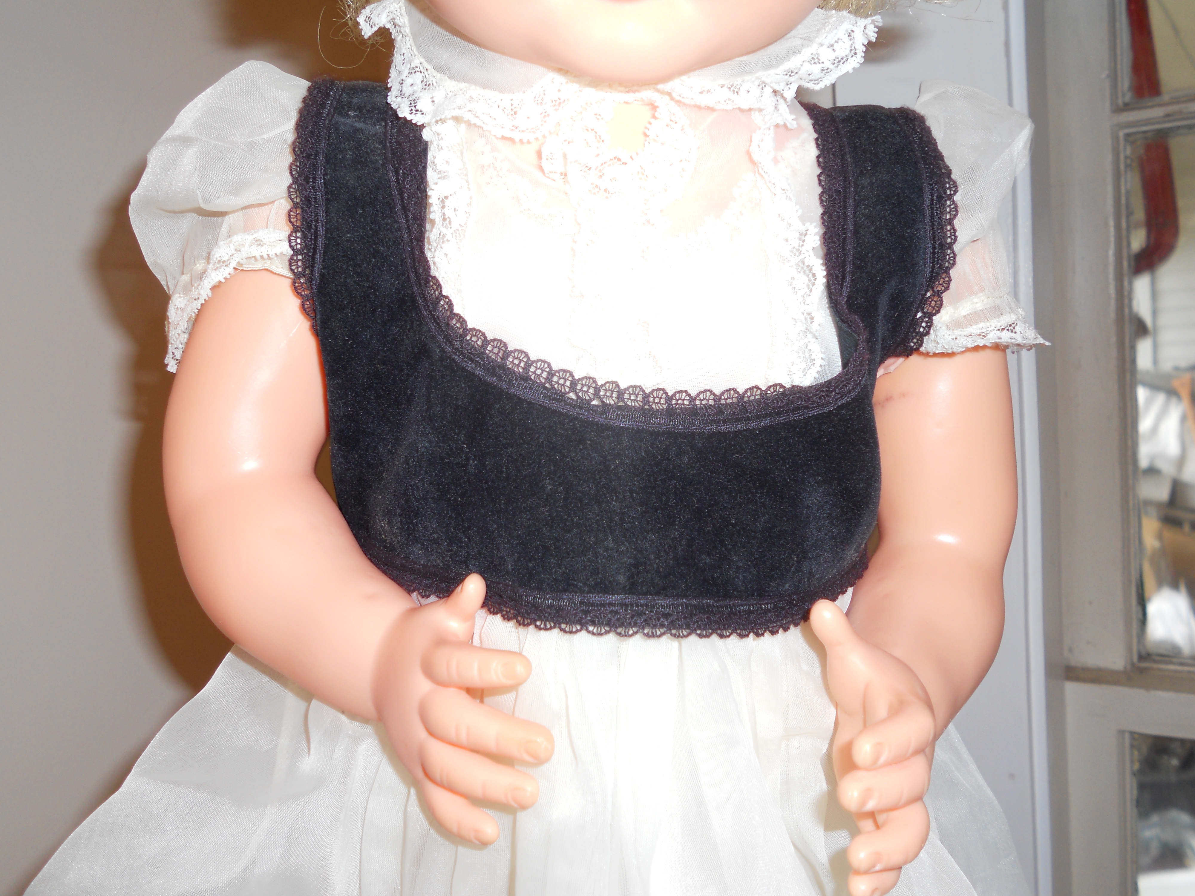 Horsman Ruthie Walking Doll Drink & Wet 28 in