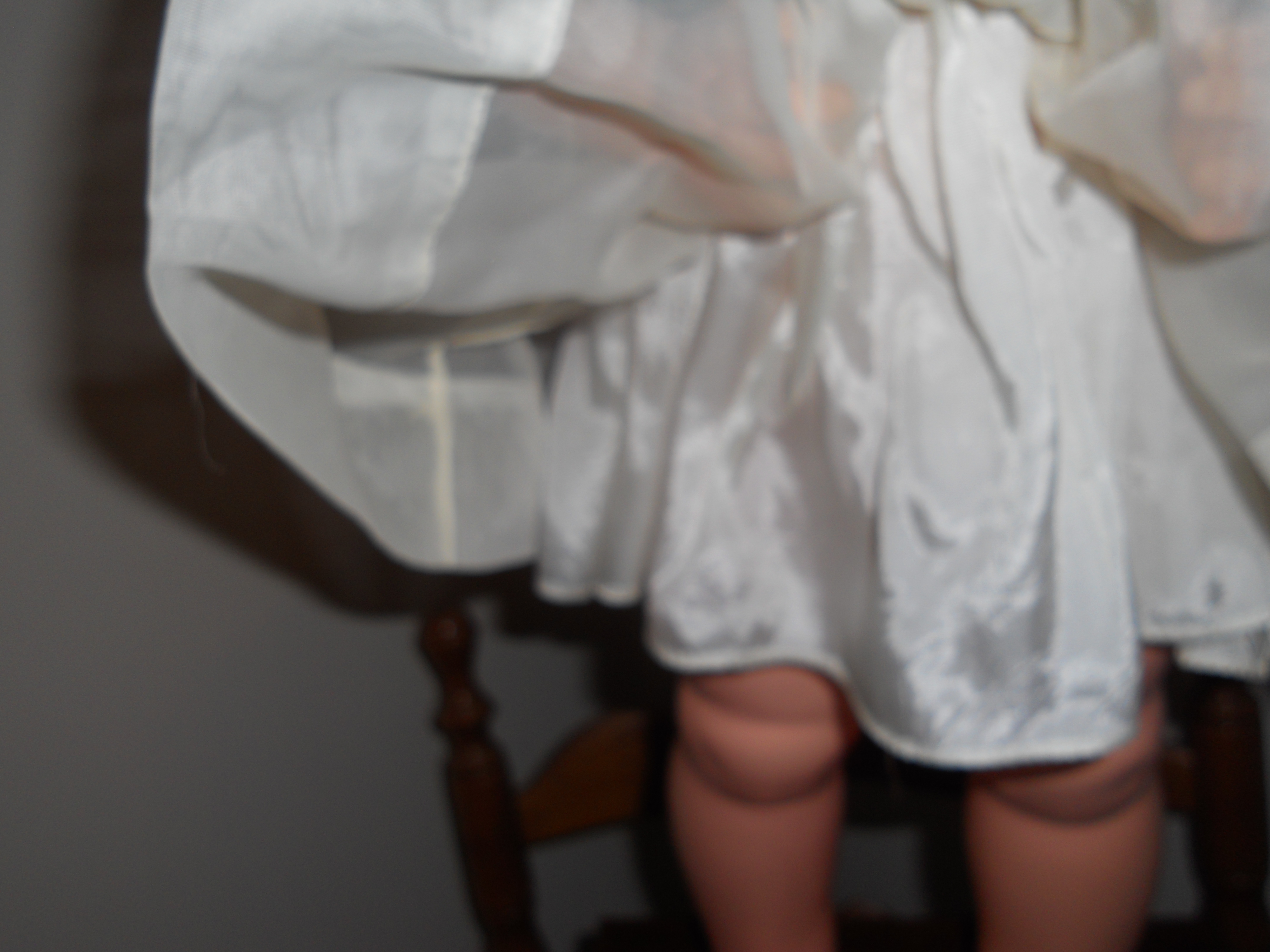Horsman Ruthie Walking Doll Drink & Wet 28 in