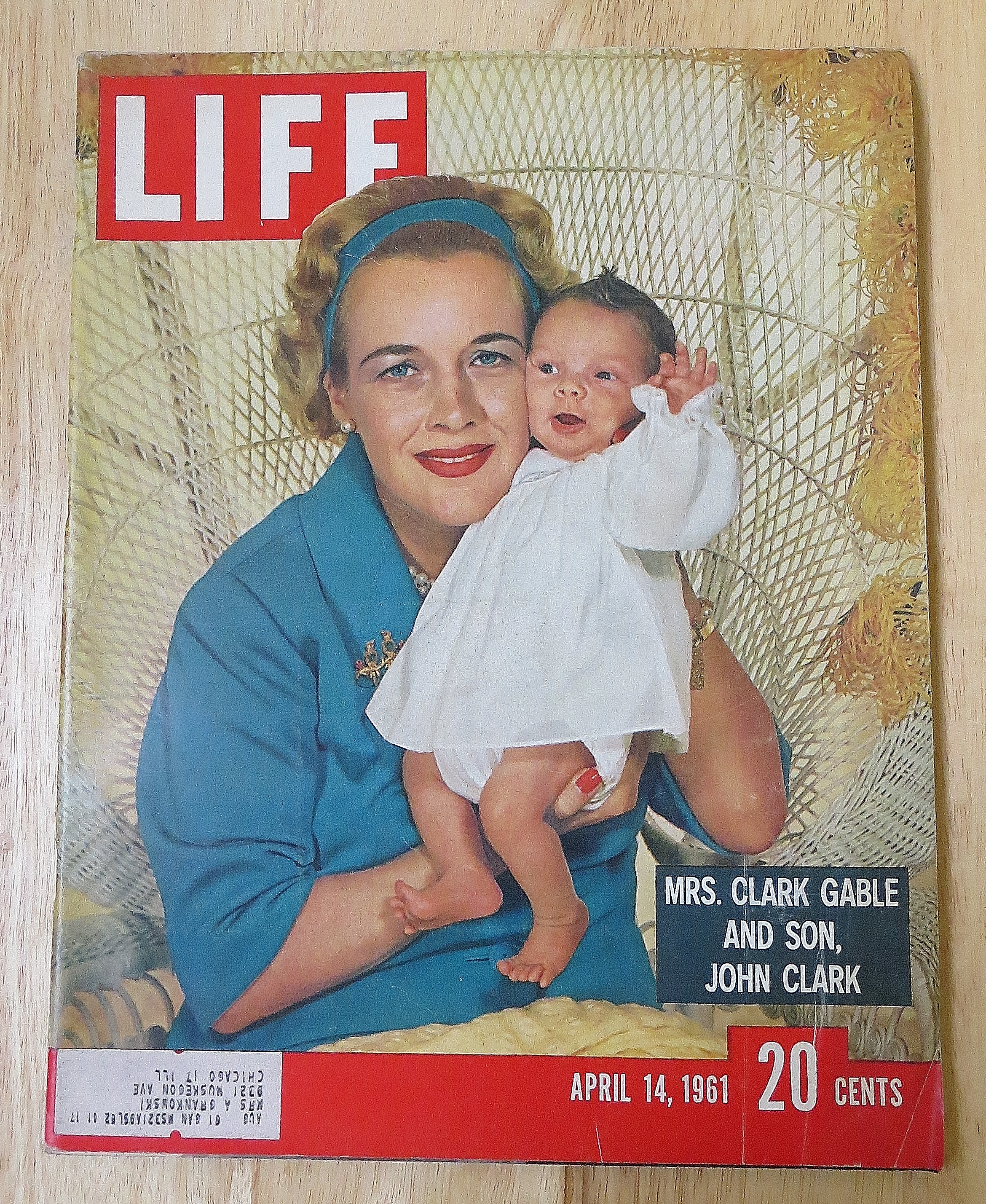 Life Magazine April 14, 1961 Mrs. Clark Gable