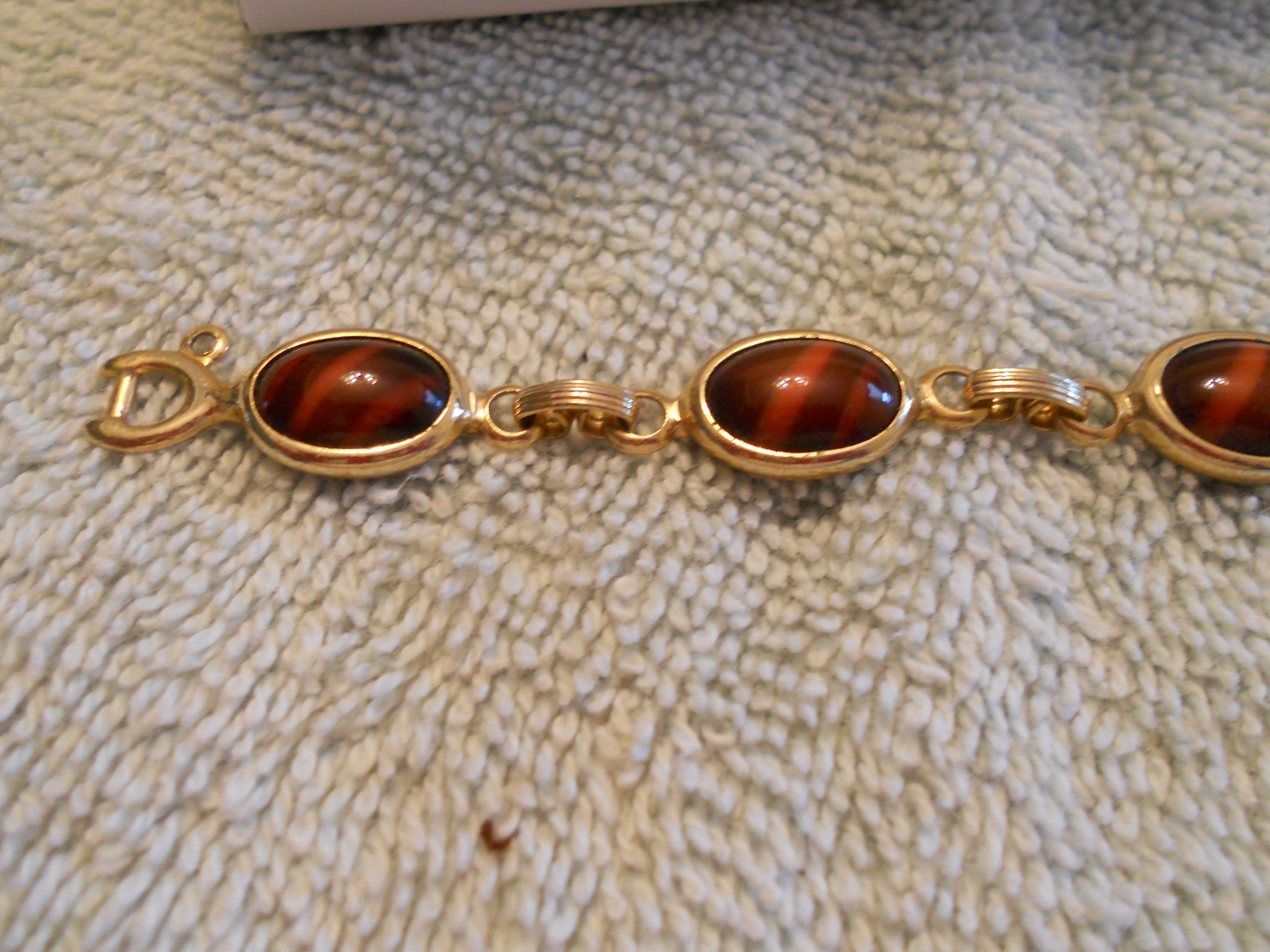Sarah Coventry Tiger Eye Cabochon Bracelet