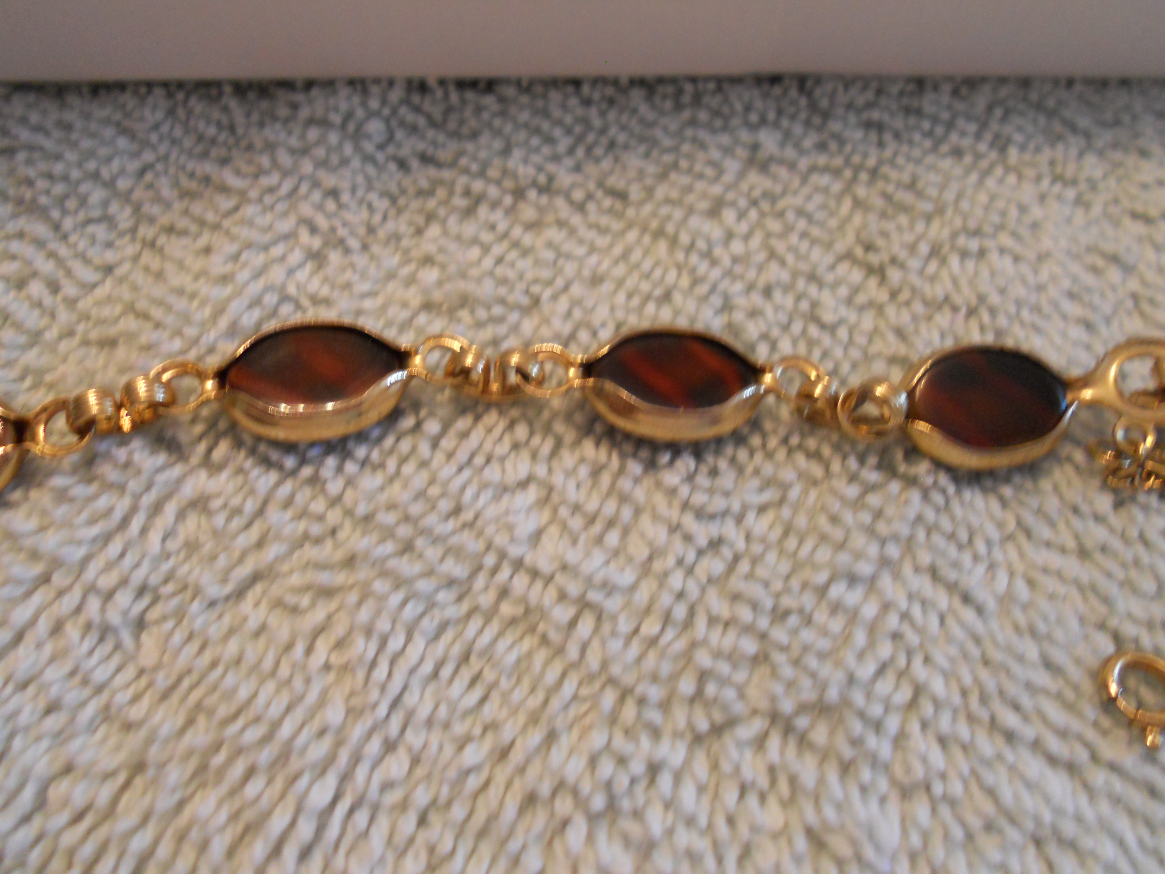 Sarah Coventry Tiger Eye Cabochon Bracelet
