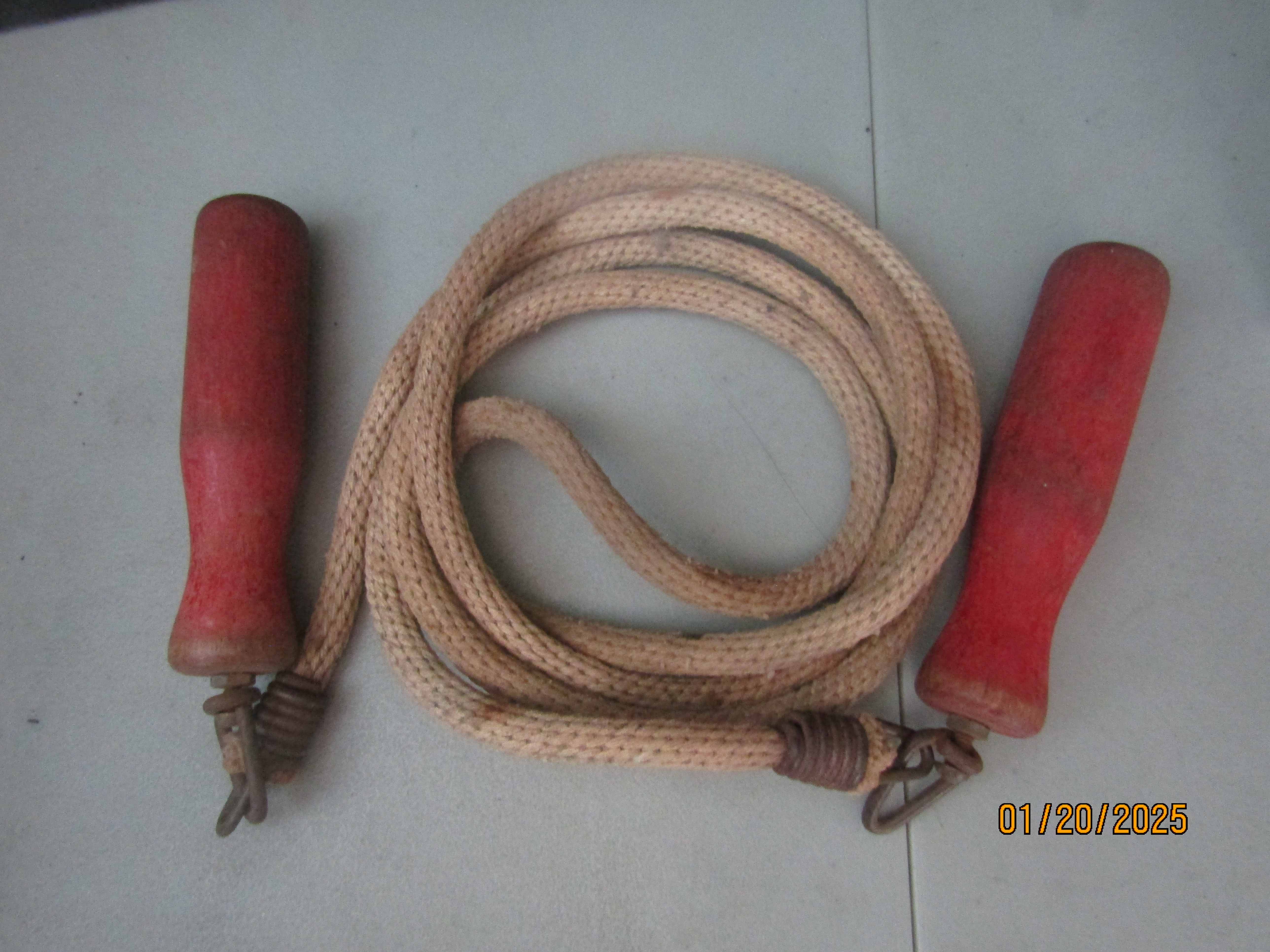 Vintage Red Handled Metal Swivel Handle Jump Rope