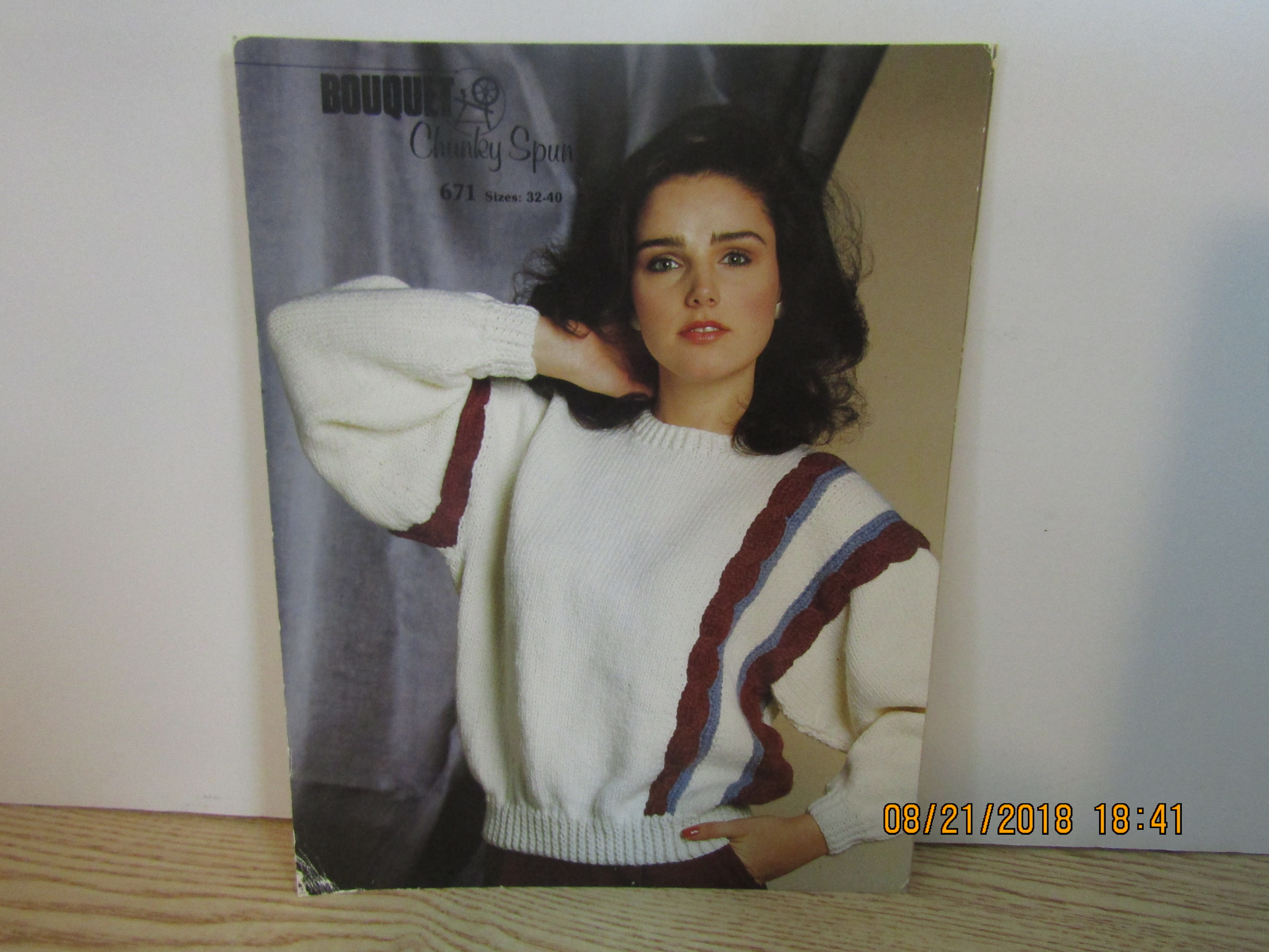 Bouquet Women's Sweater Chunky Spun #671