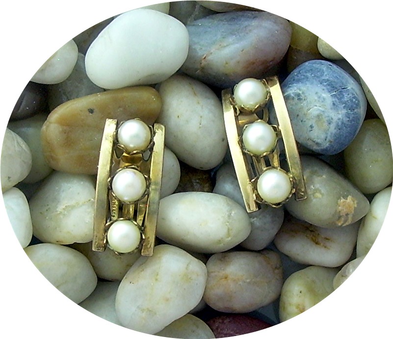 1/20 12K GF Genuine Pearl Clip Earrings