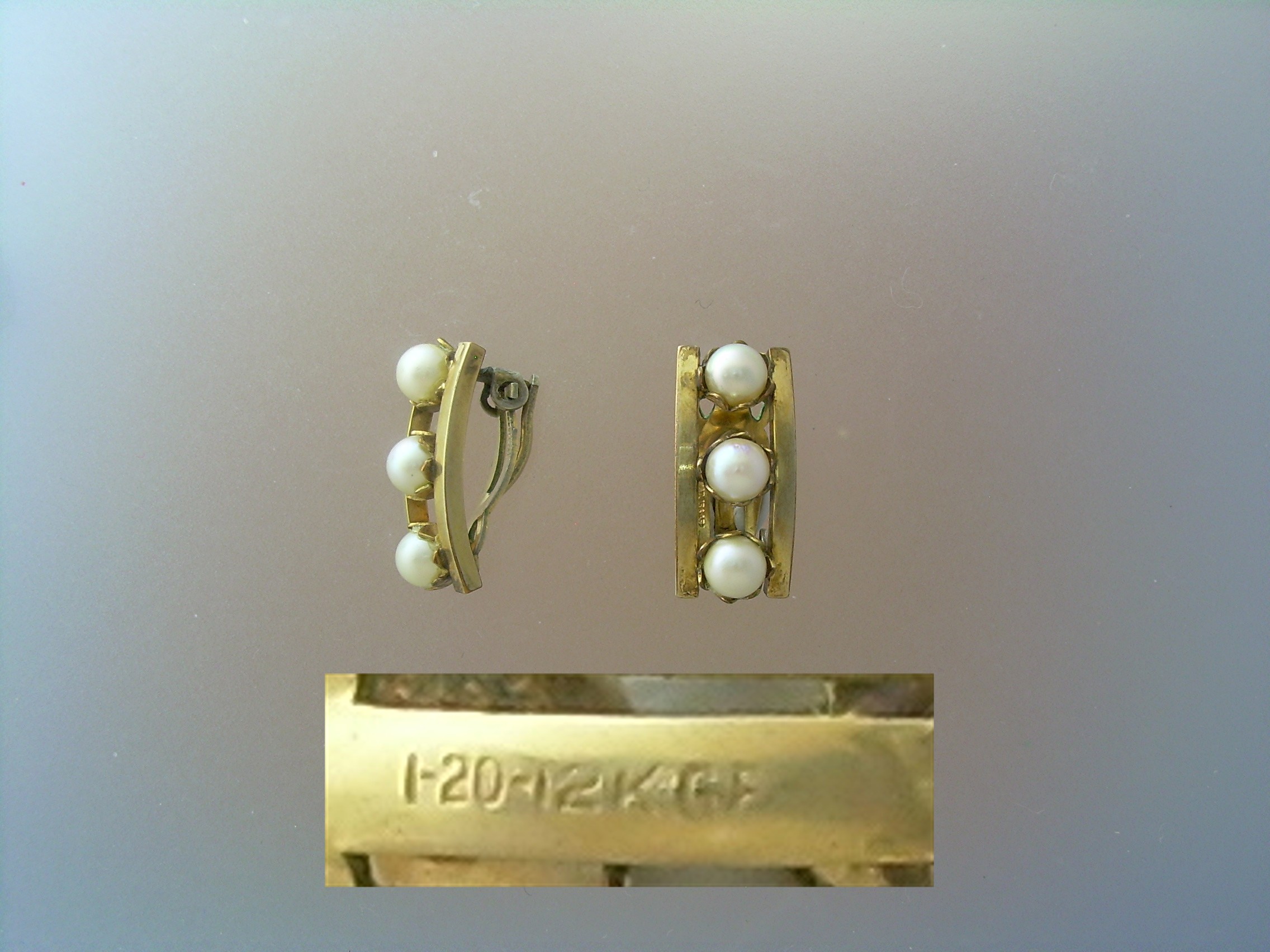 1/20 12K GF Genuine Pearl Clip Earrings