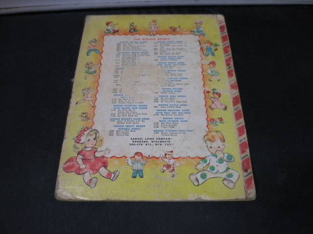 Baby's rattle Book A Bonnie Nursery Book 4081-25 circa 1952