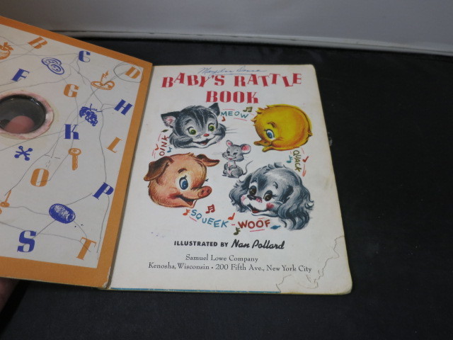 Baby's rattle Book A Bonnie Nursery Book 4081-25 circa 1952