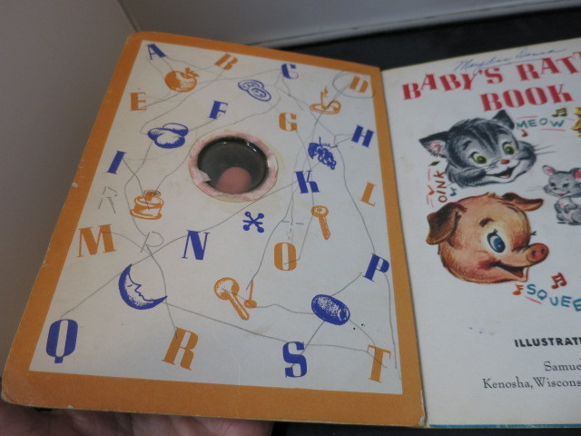 Baby's rattle Book A Bonnie Nursery Book 4081-25 circa 1952
