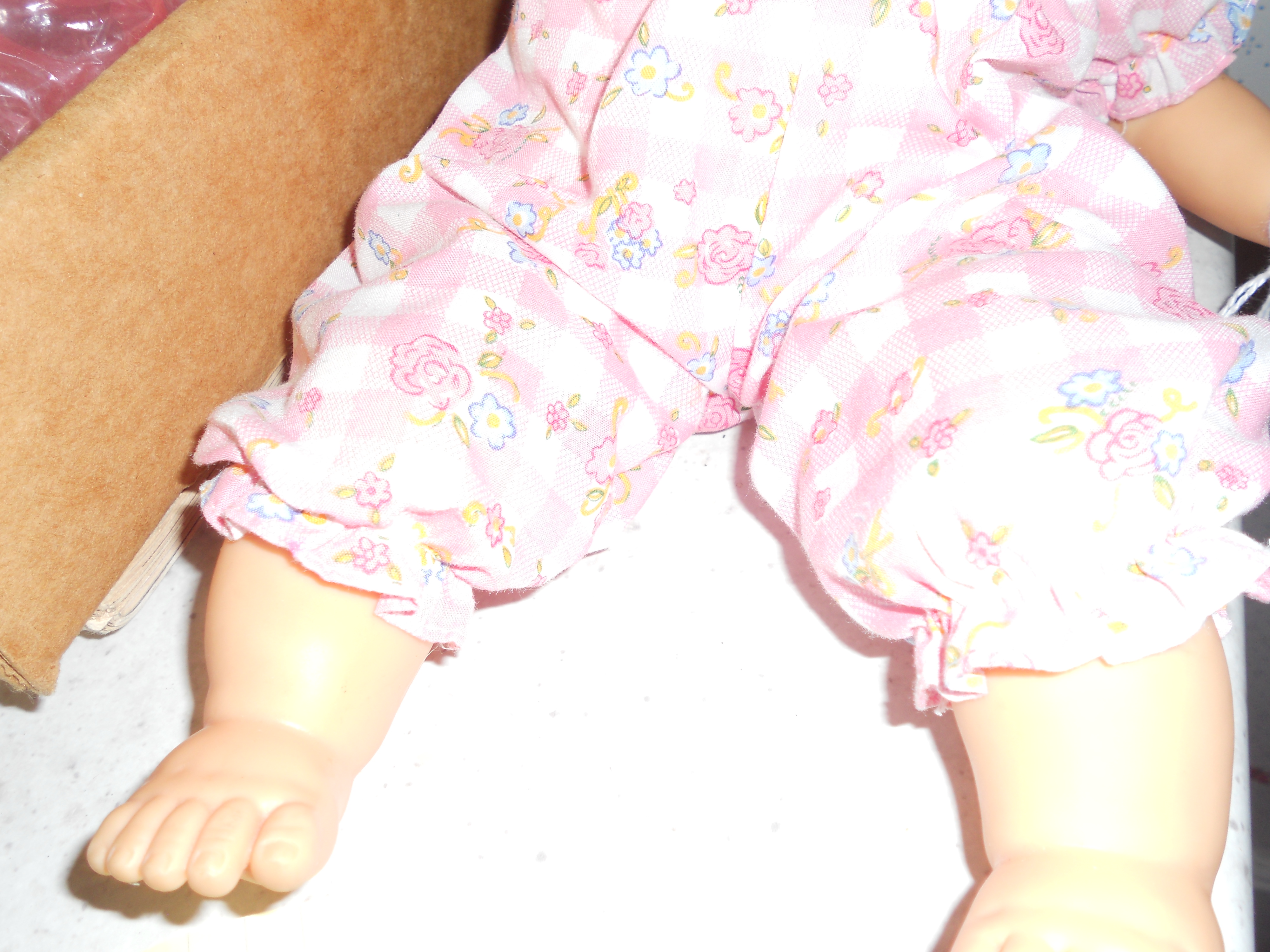 Cititoy Baby Doll Laughs Giggles 1995