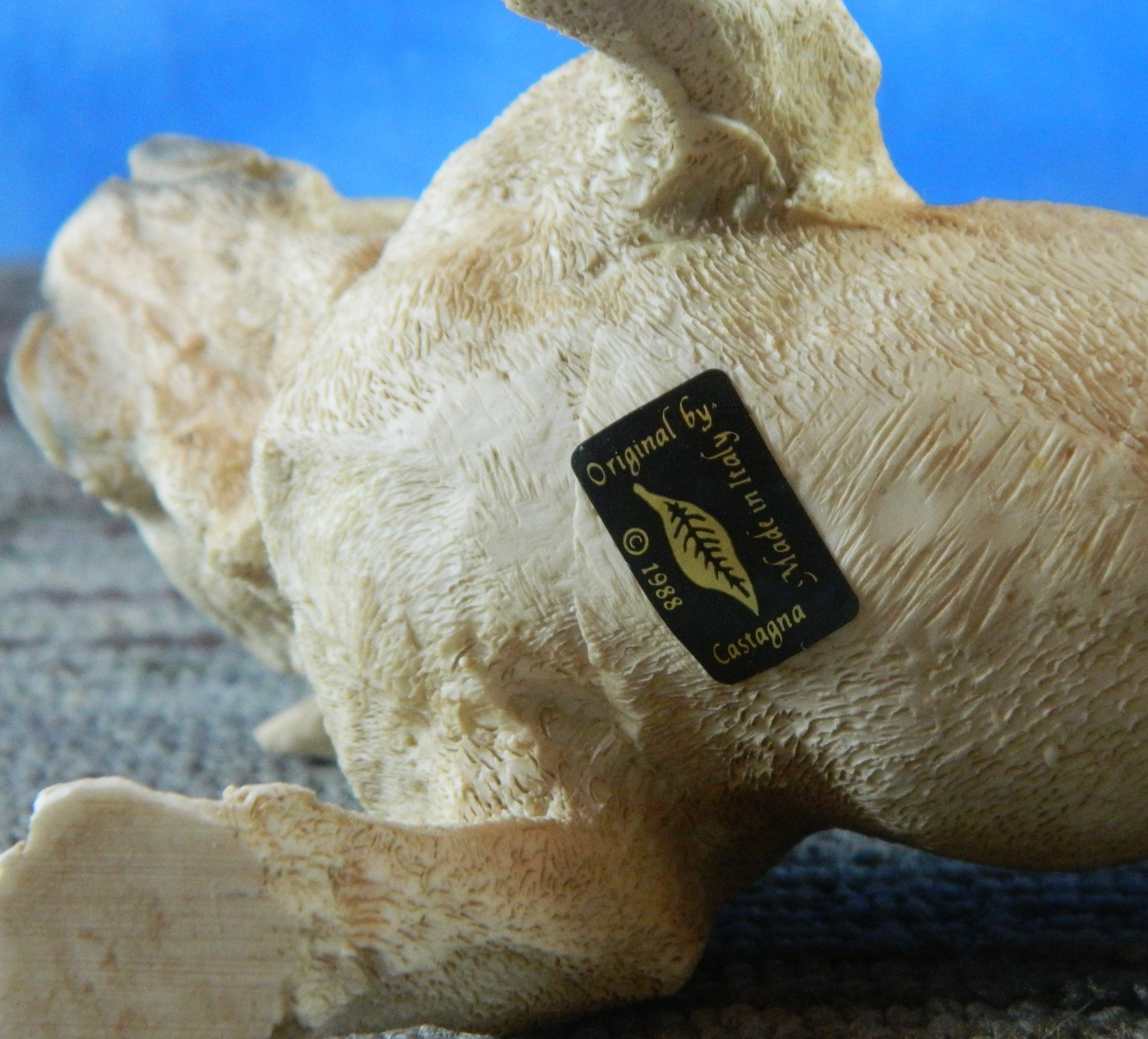 Castagna Alabaster Resin Standing Bulldog