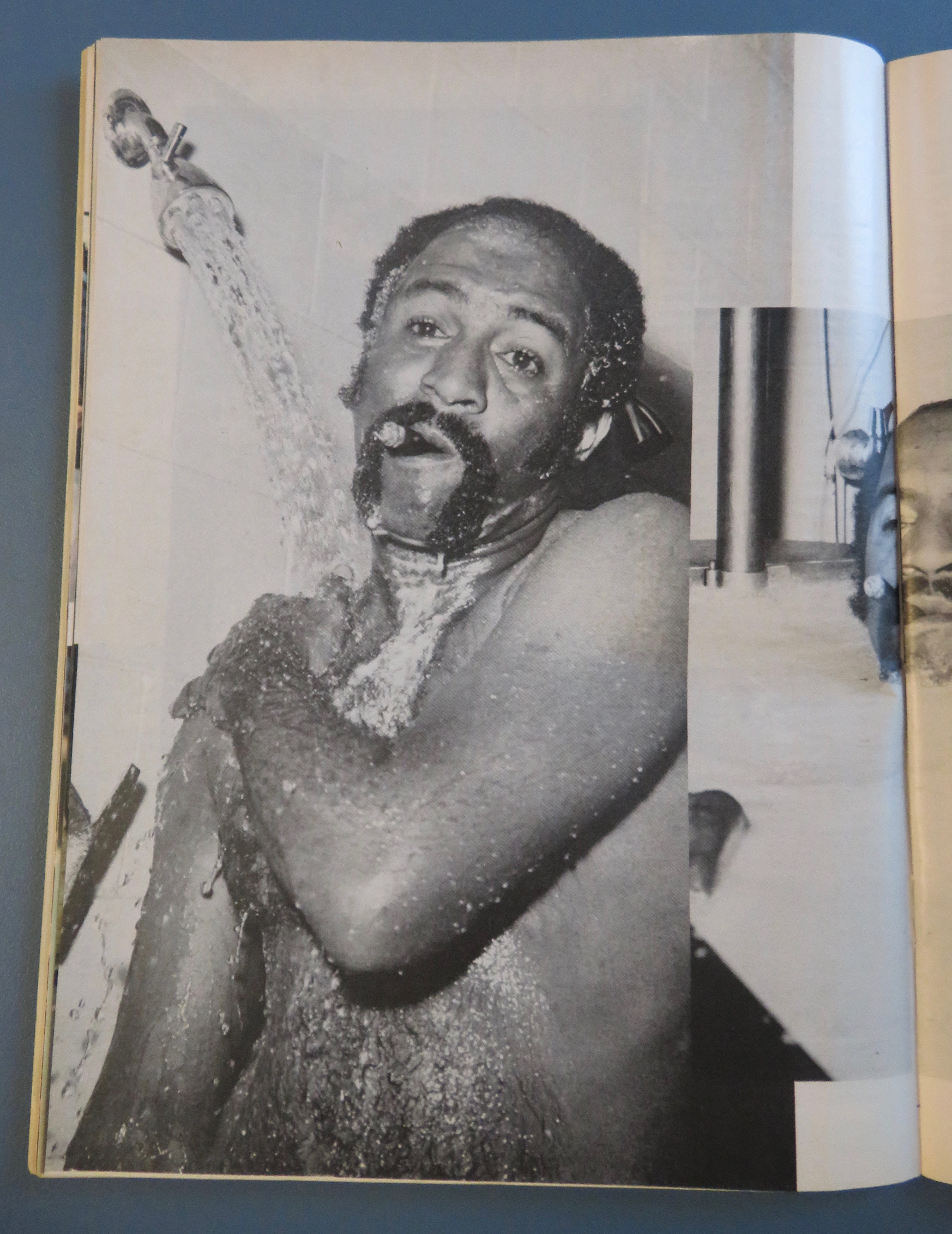 Sports Illustrated Magazine- May 7, 1973 -Walt Frazier