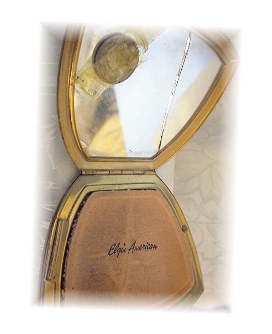 Compact Elgin American Damaged