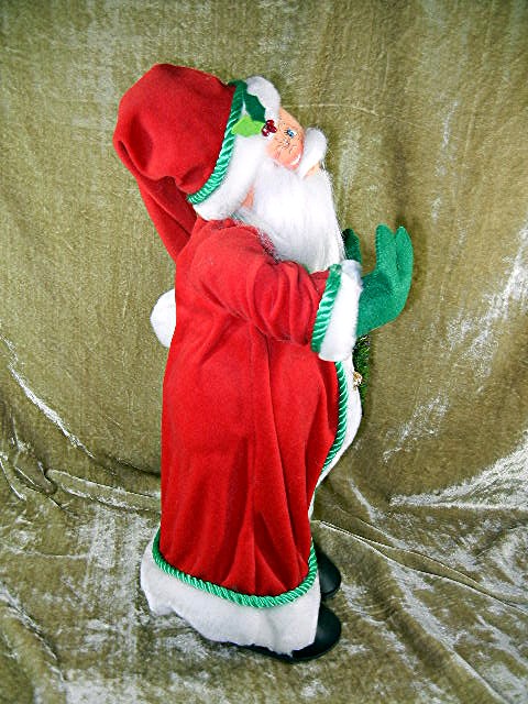 Cristmas Annalee Santa 20 inches tall