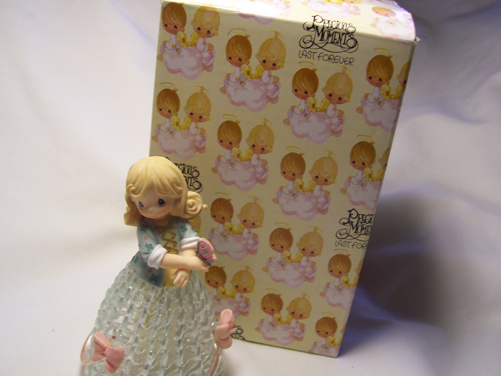 Precious Moments Figurine Summer Belle MIB