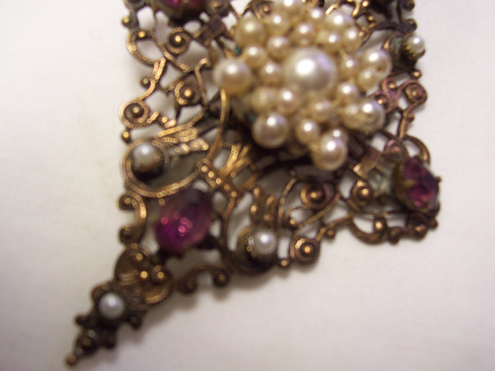 Art Deco Pin Copper Filigree Faux Pearl Rhine