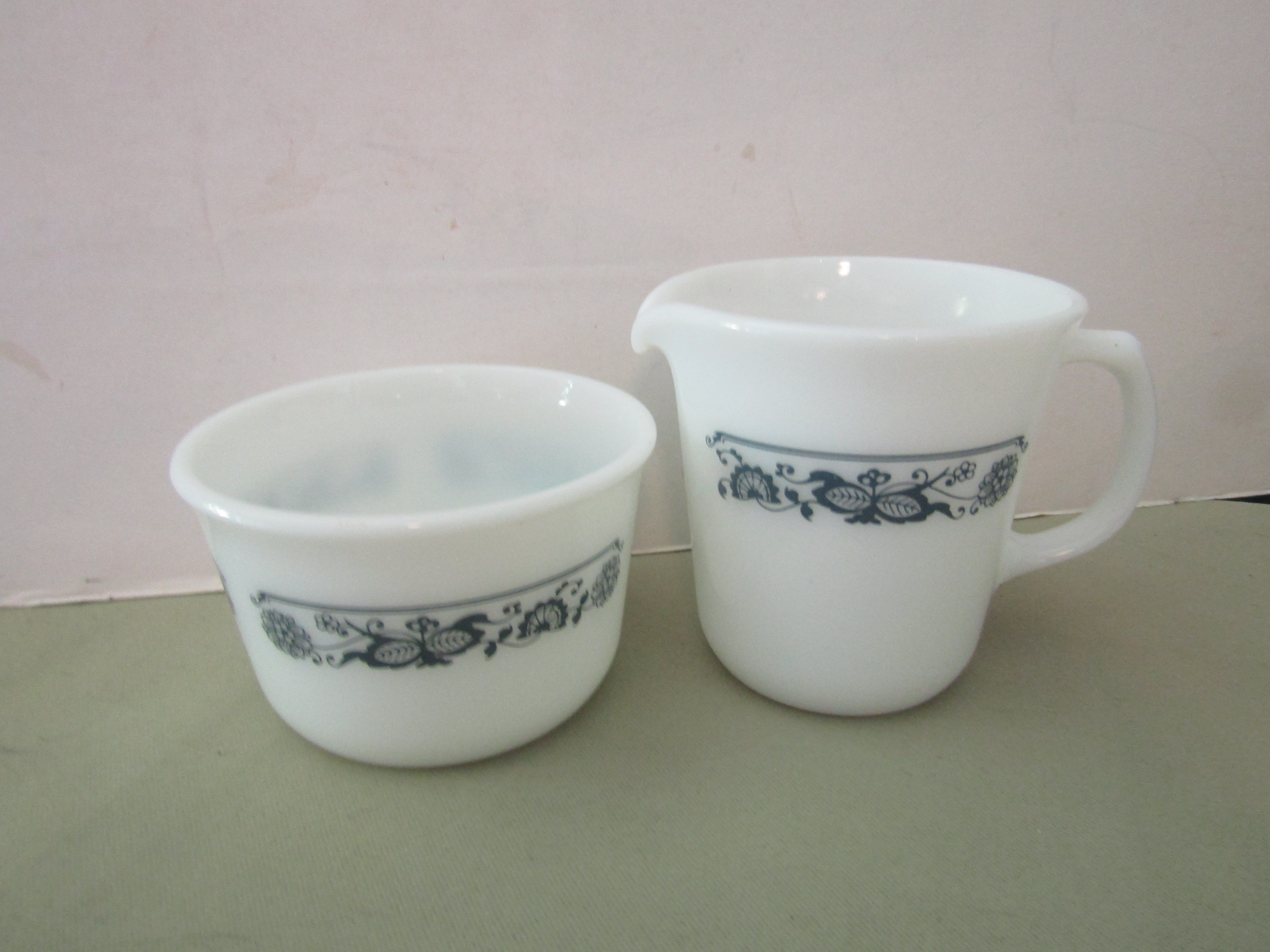 Vintage Pyrex Old Town Blue Creamer &Sugar Set