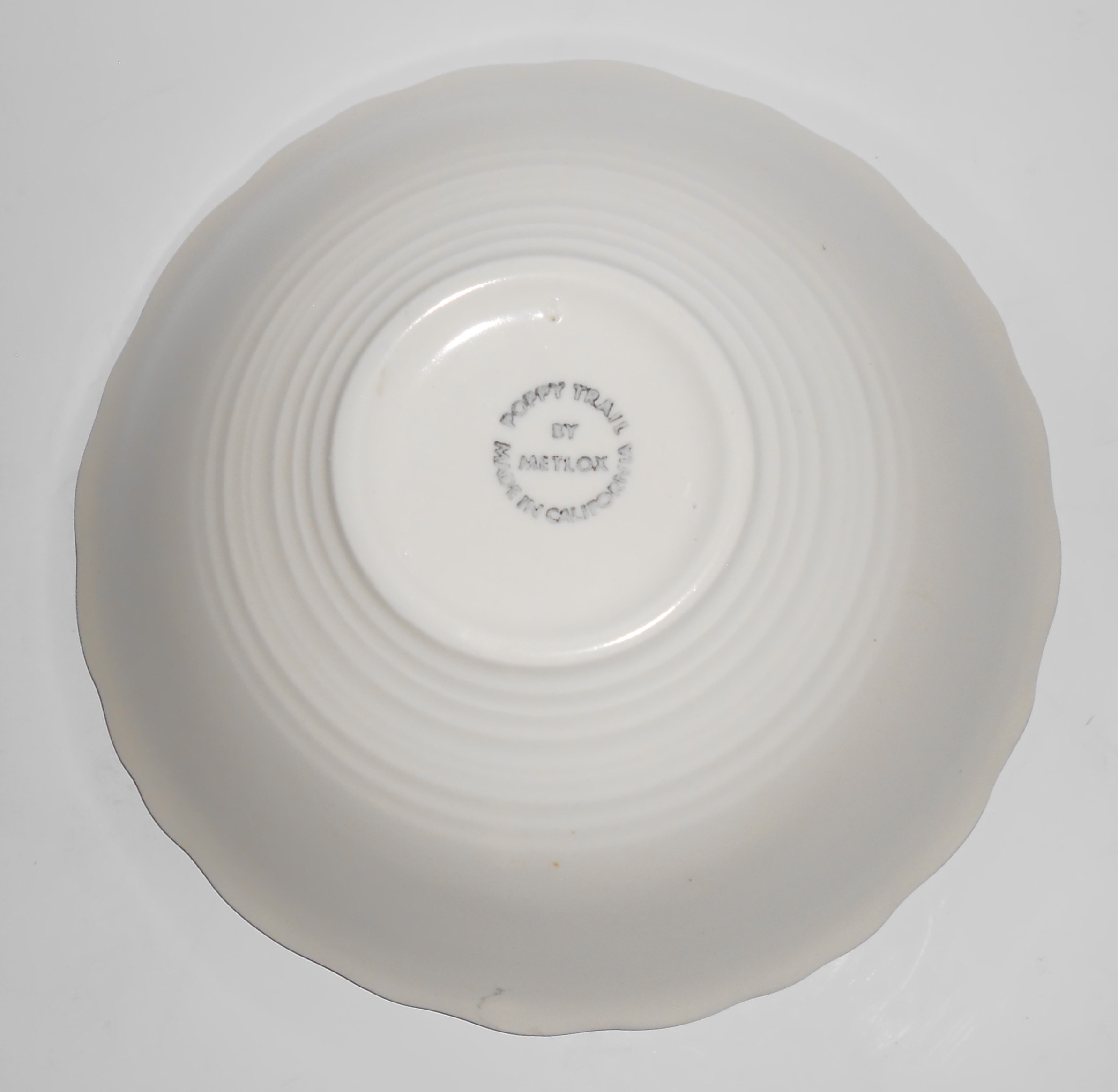 Metlox Pottery Poppy Trail Antique Grape 8'' Vegetable