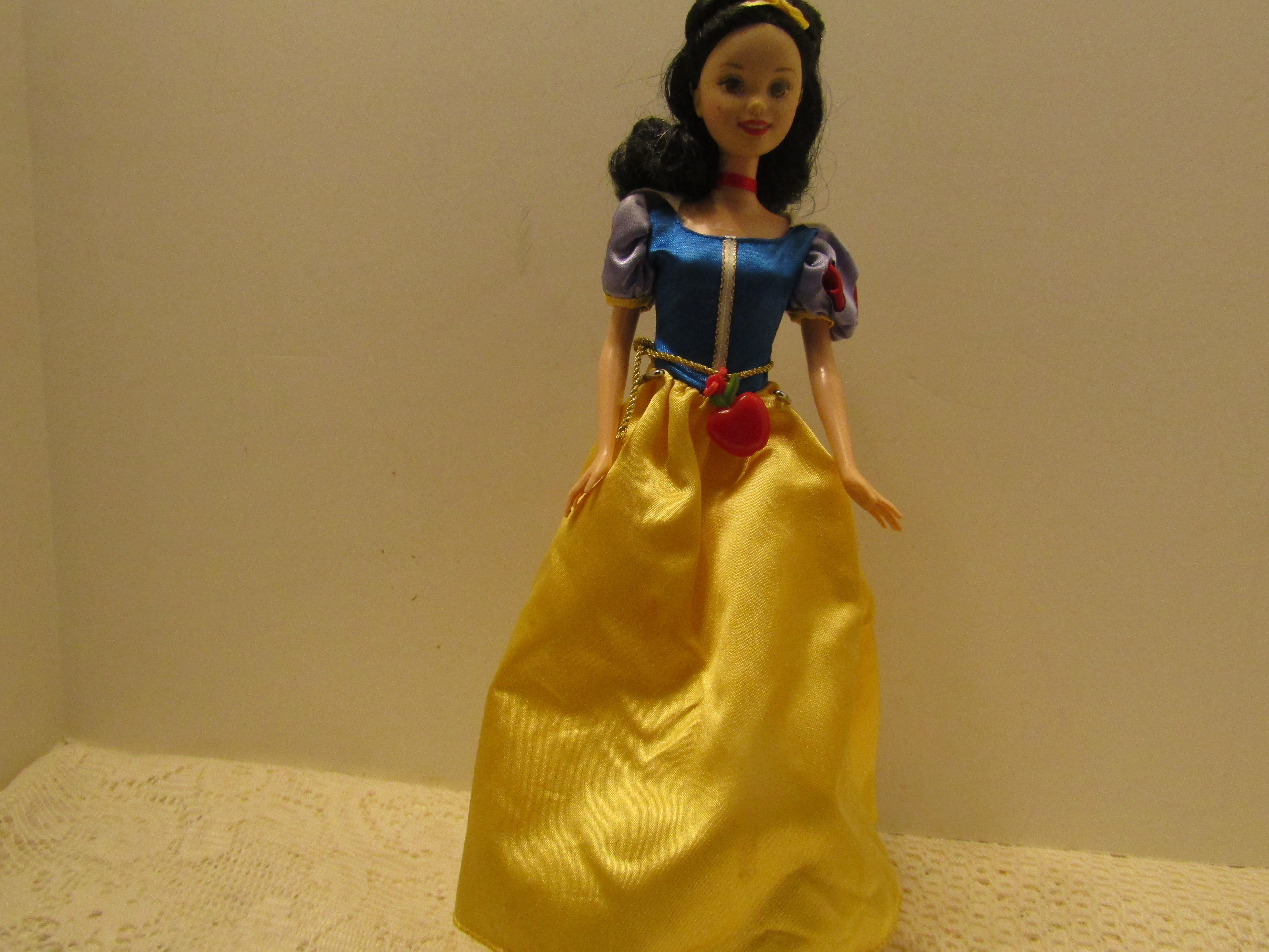 Disney Fashion Doll Snow White