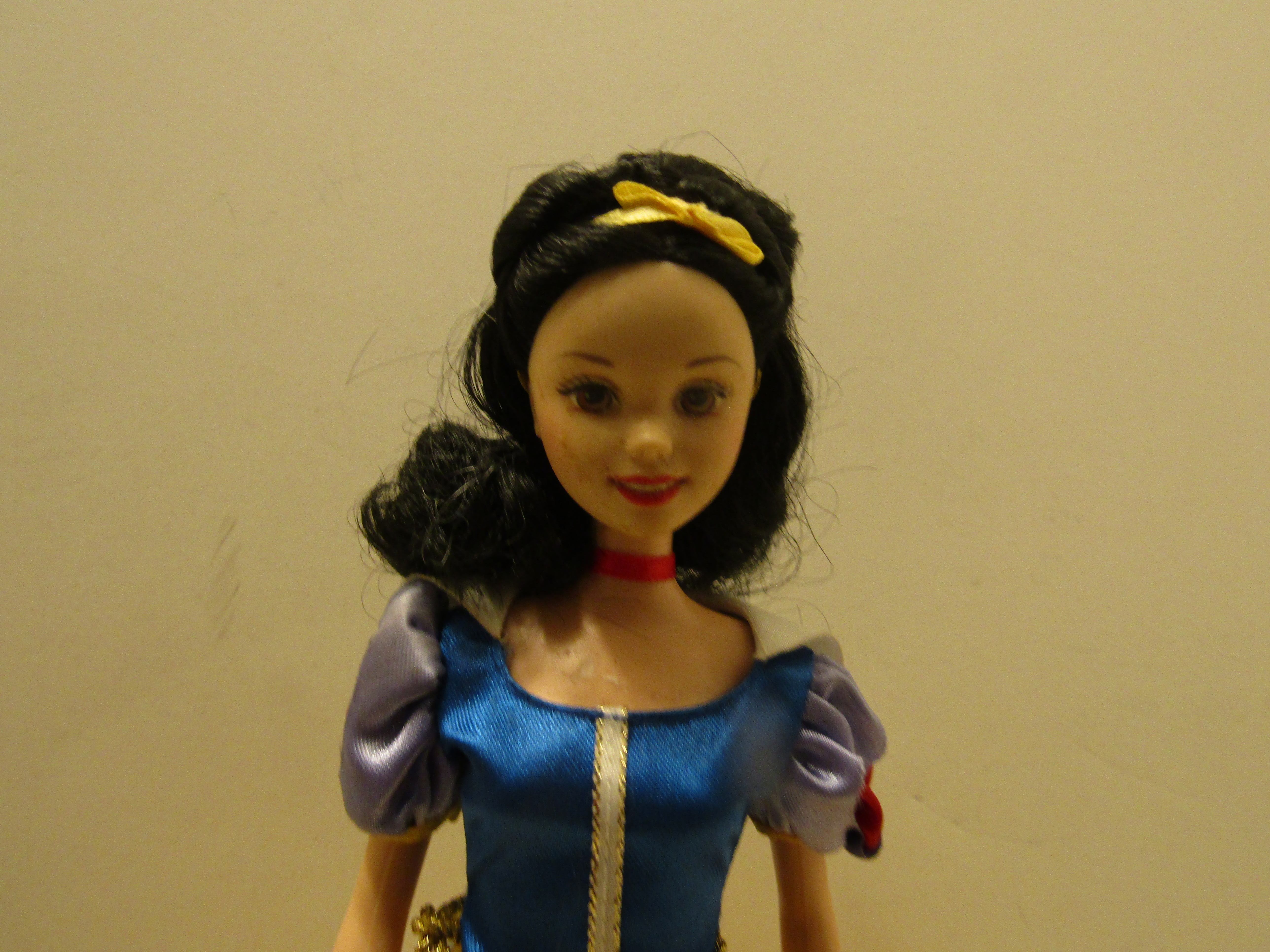 Disney Fashion Doll Snow White