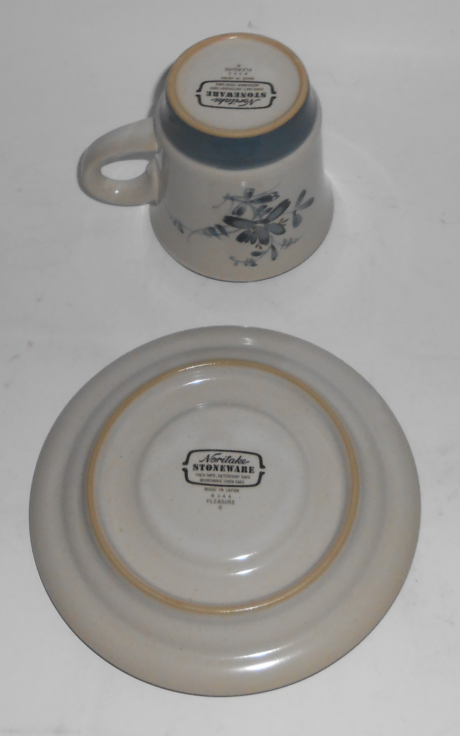 Noritake China Stoneware Pleasure Cup & Saucer Set