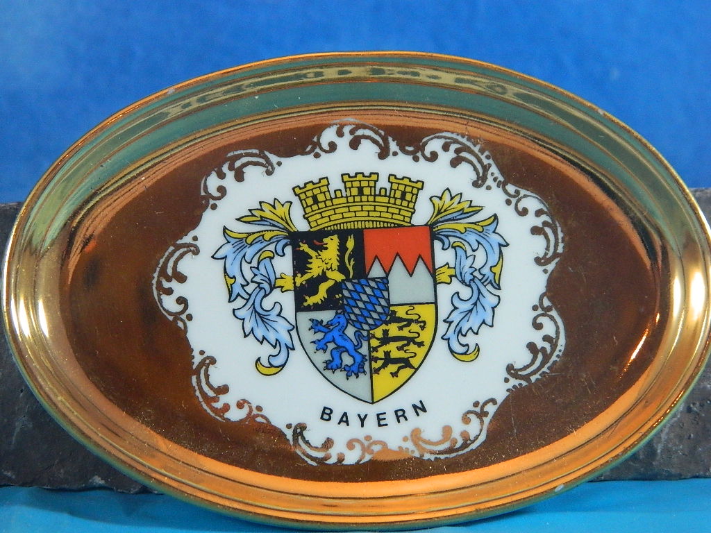 Miniature Porcelain Bayern Souvenir Pin Dish
