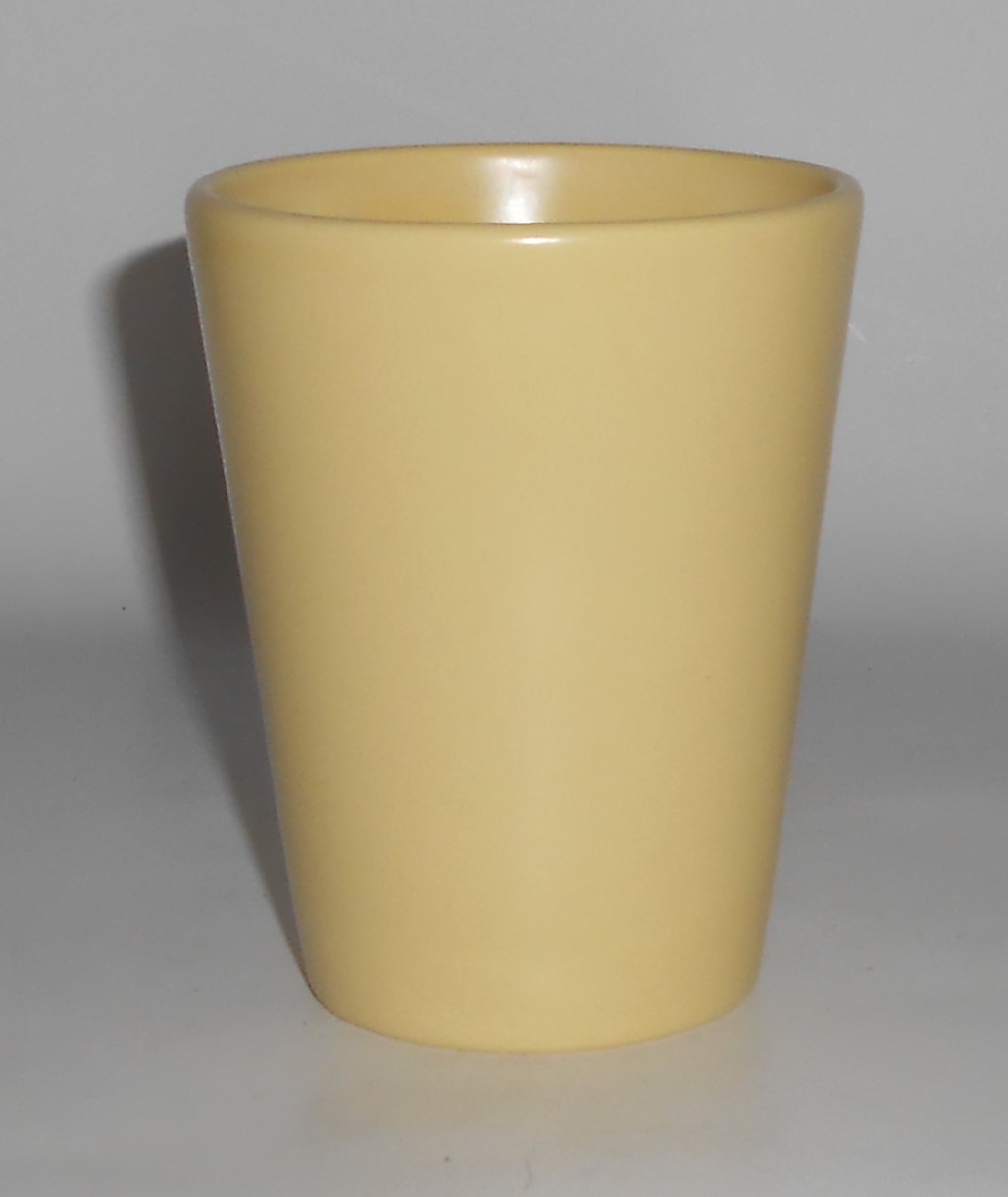 Metlox Pottery Poppy Trail Series 200 #235-T Pastel Yel
