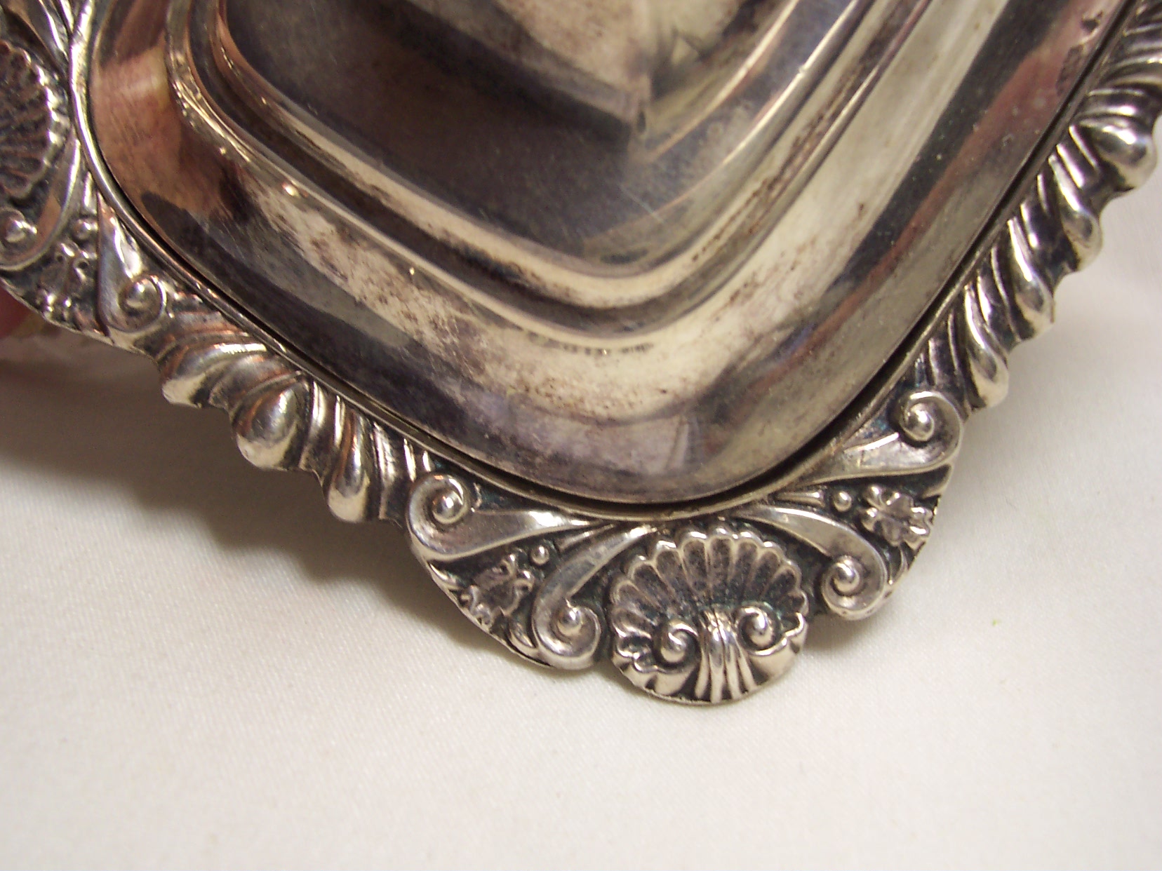 Crown Silver Plated Covered Condiment Spoon