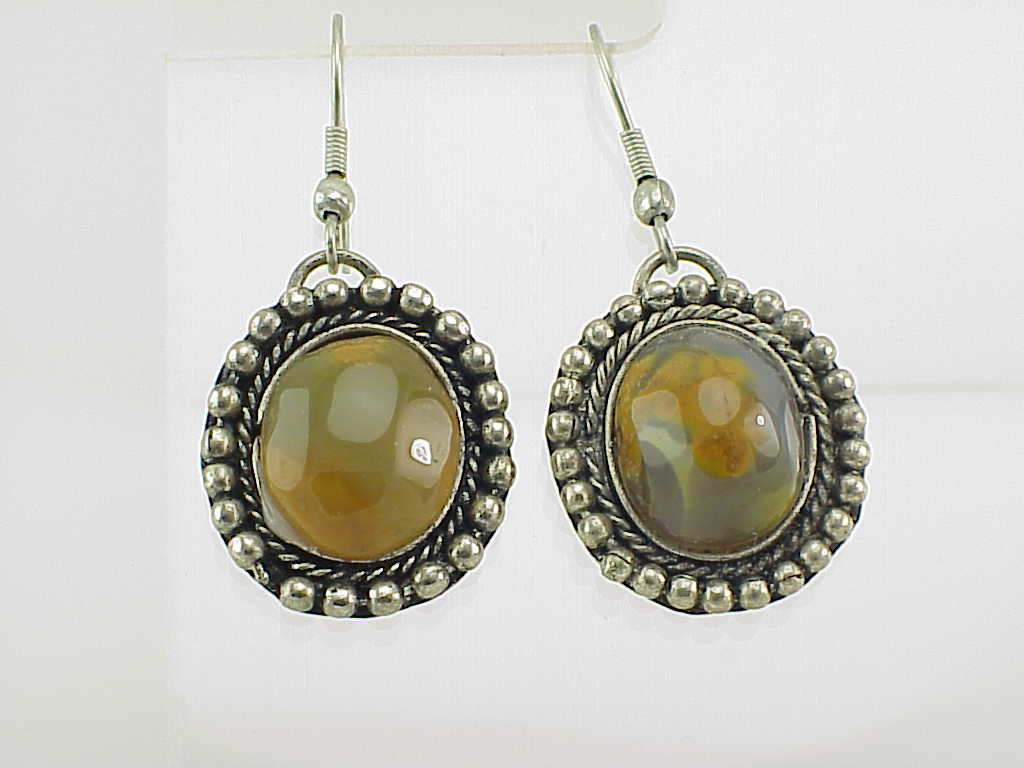 Dangling Sterling Silver And Agate Pierced Earrings