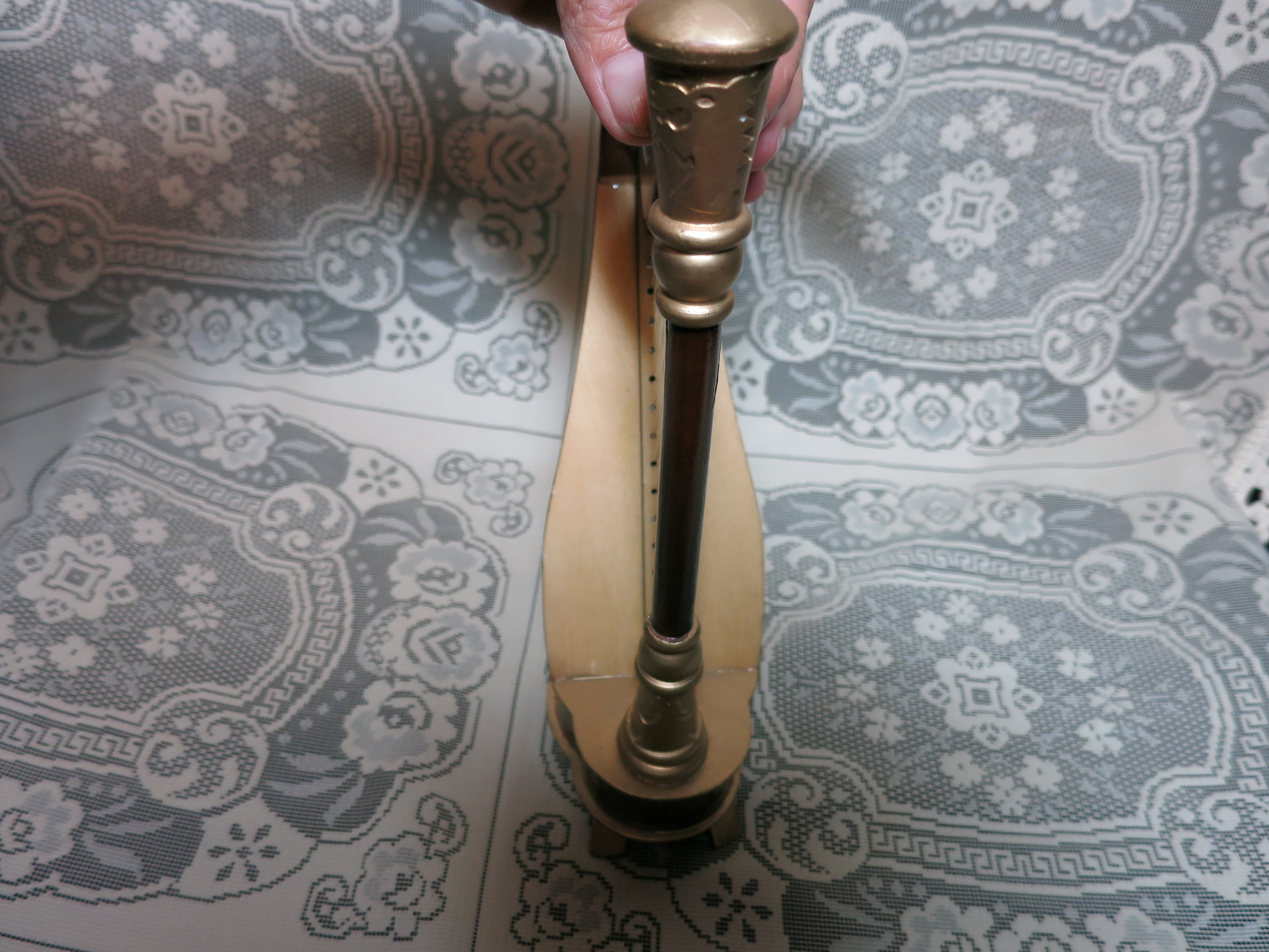 Sankyo Musical Harp Wooden wind up Figurine
