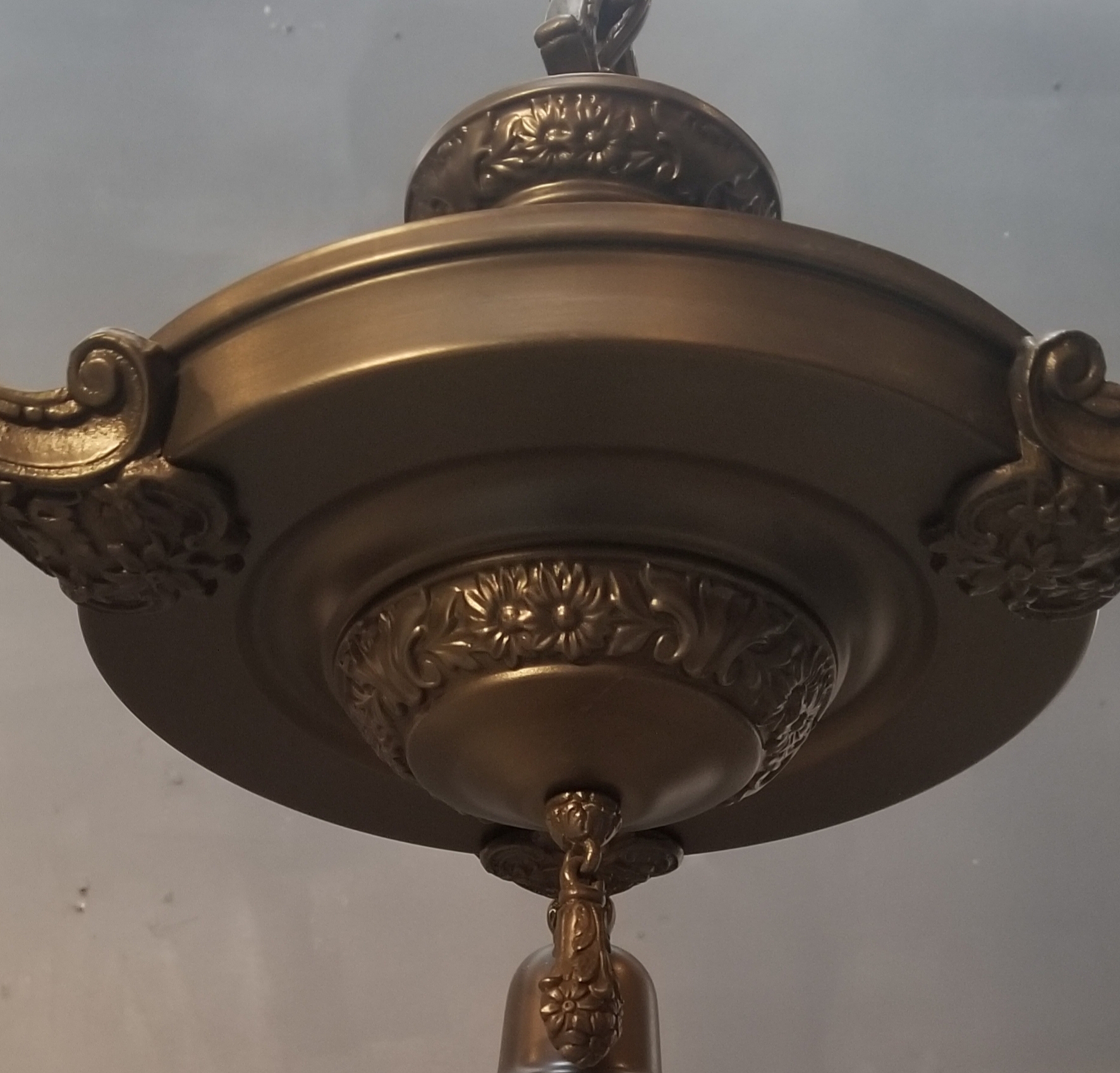 Pan fixture with old glass