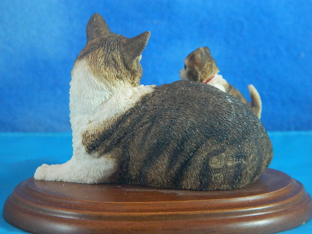 Country Artists Stanfford Collection Cat and Kitten