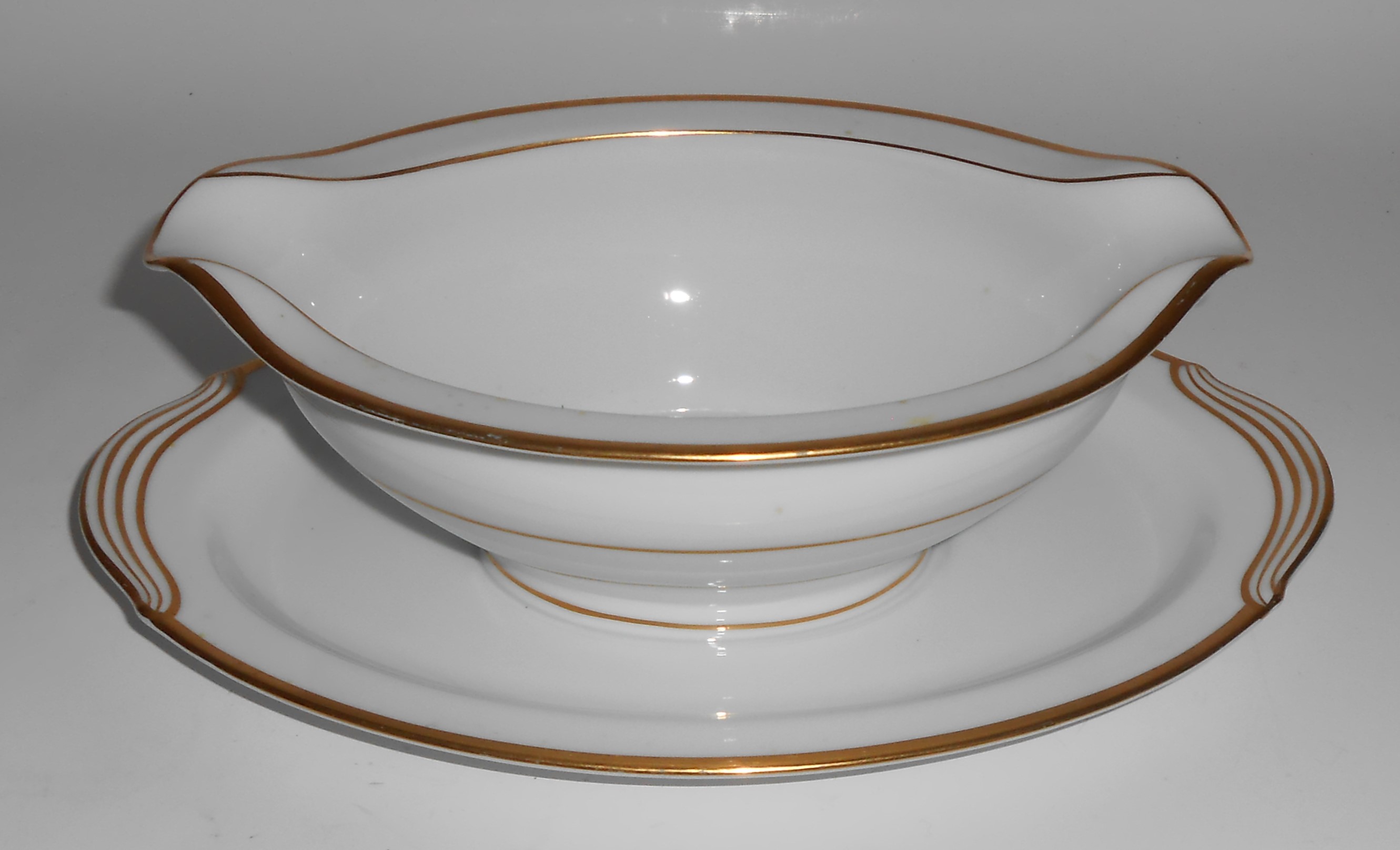 Noritake Porcelain China Guilford 5291 /Gold Gravy Bowl