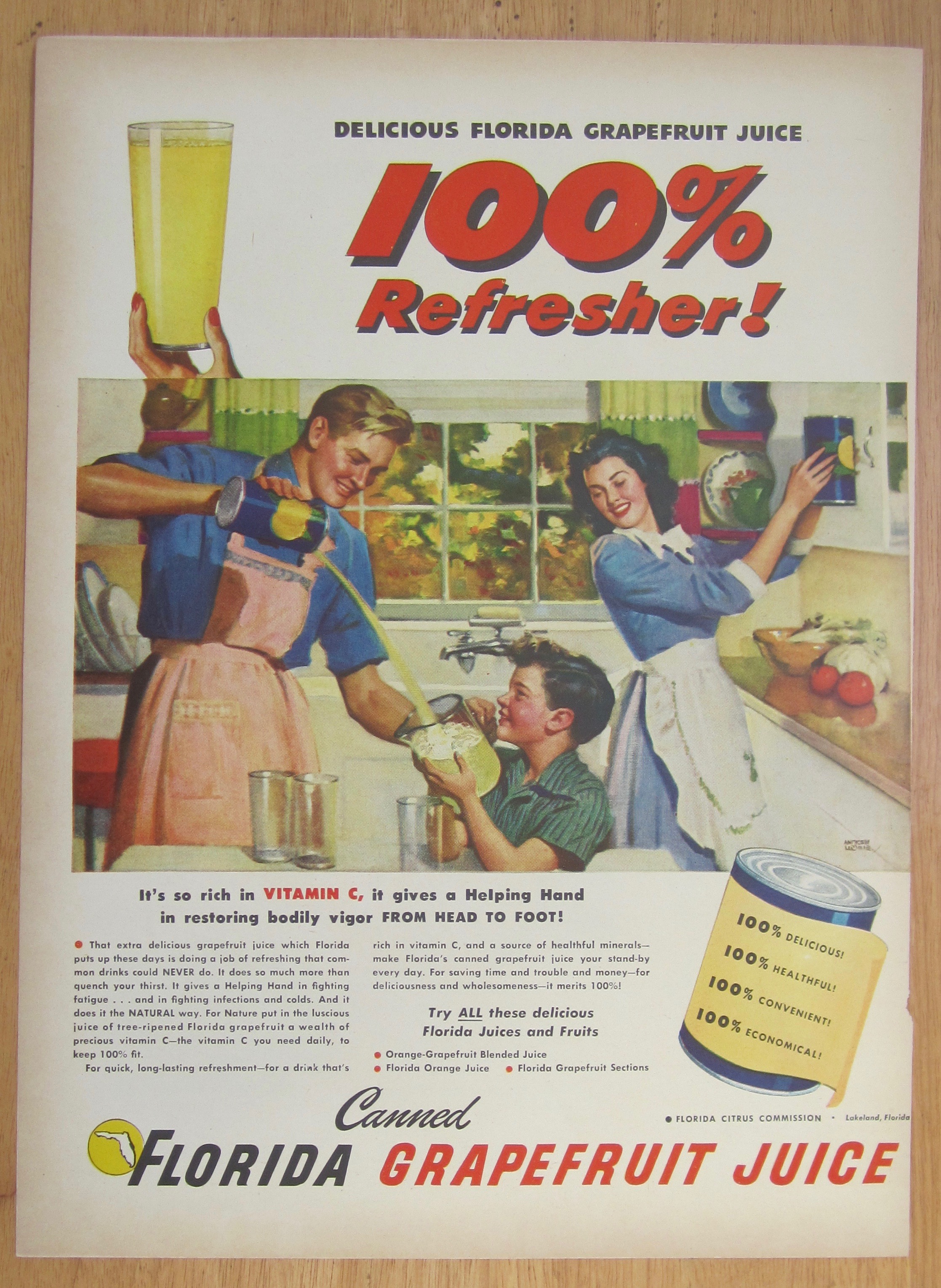 1946 Florida Grapefruit Juice with Dad Pouring Juice