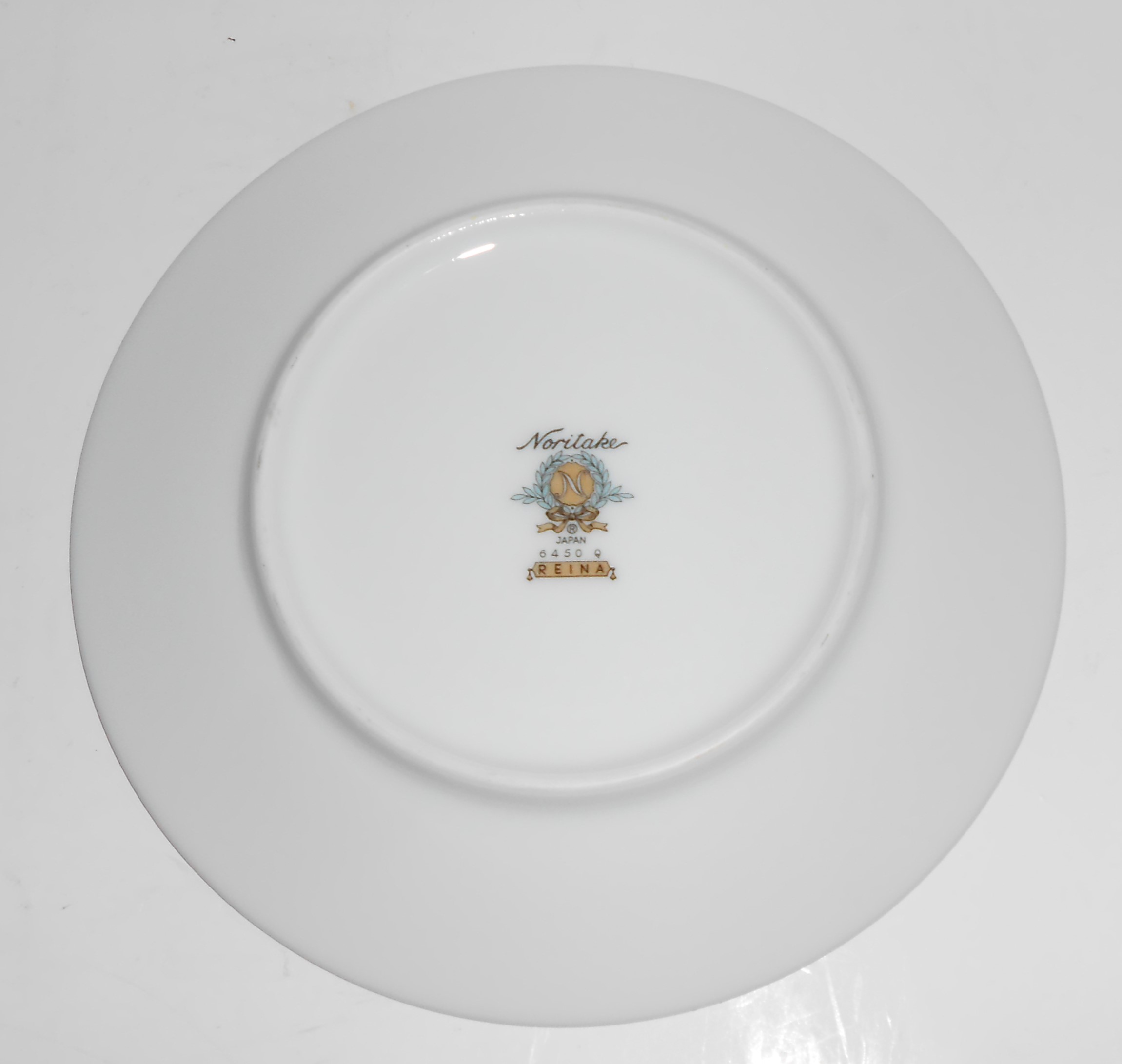Noritake Porcelain China 6450 Reina w/Platinum Bread Pl