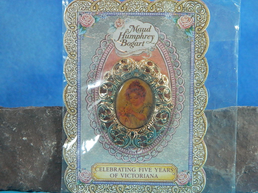 Maud Humphrey Bogart Brooch pin