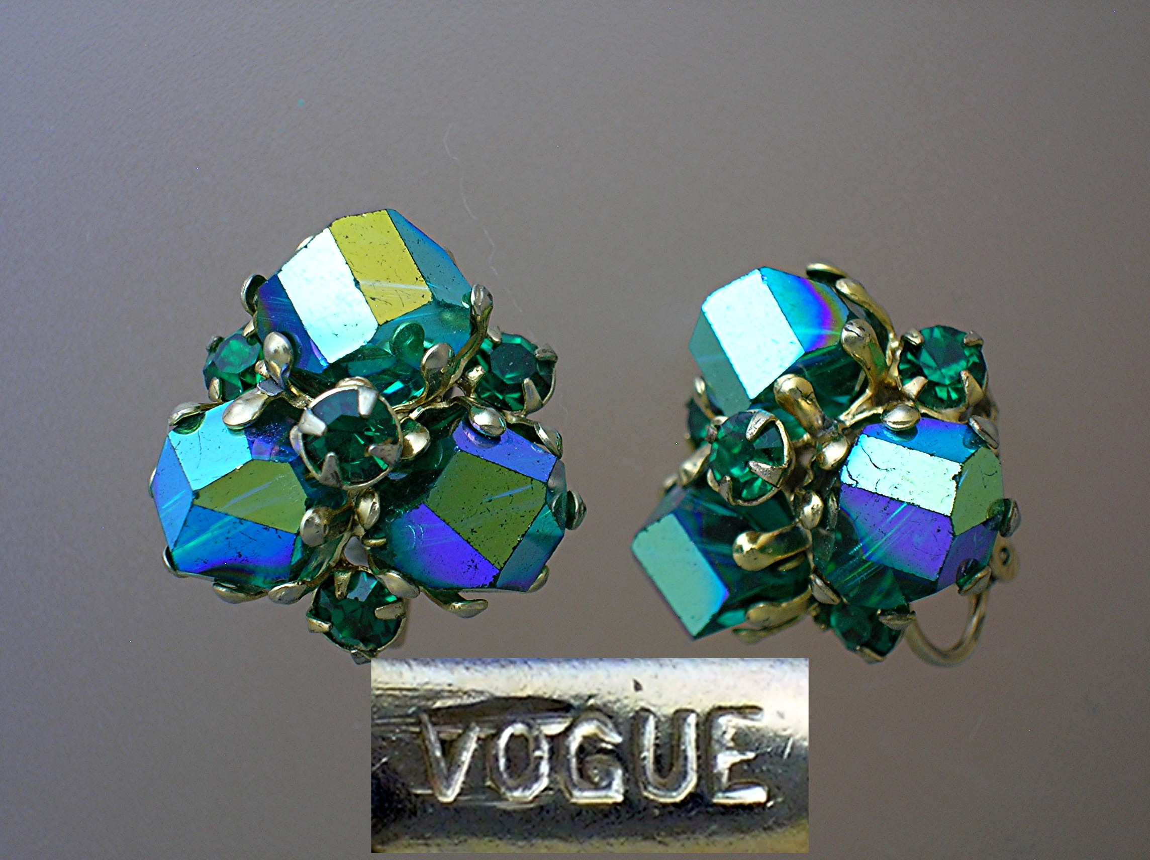 Claw Set Irridescent Green VOGUE Clip Earrings