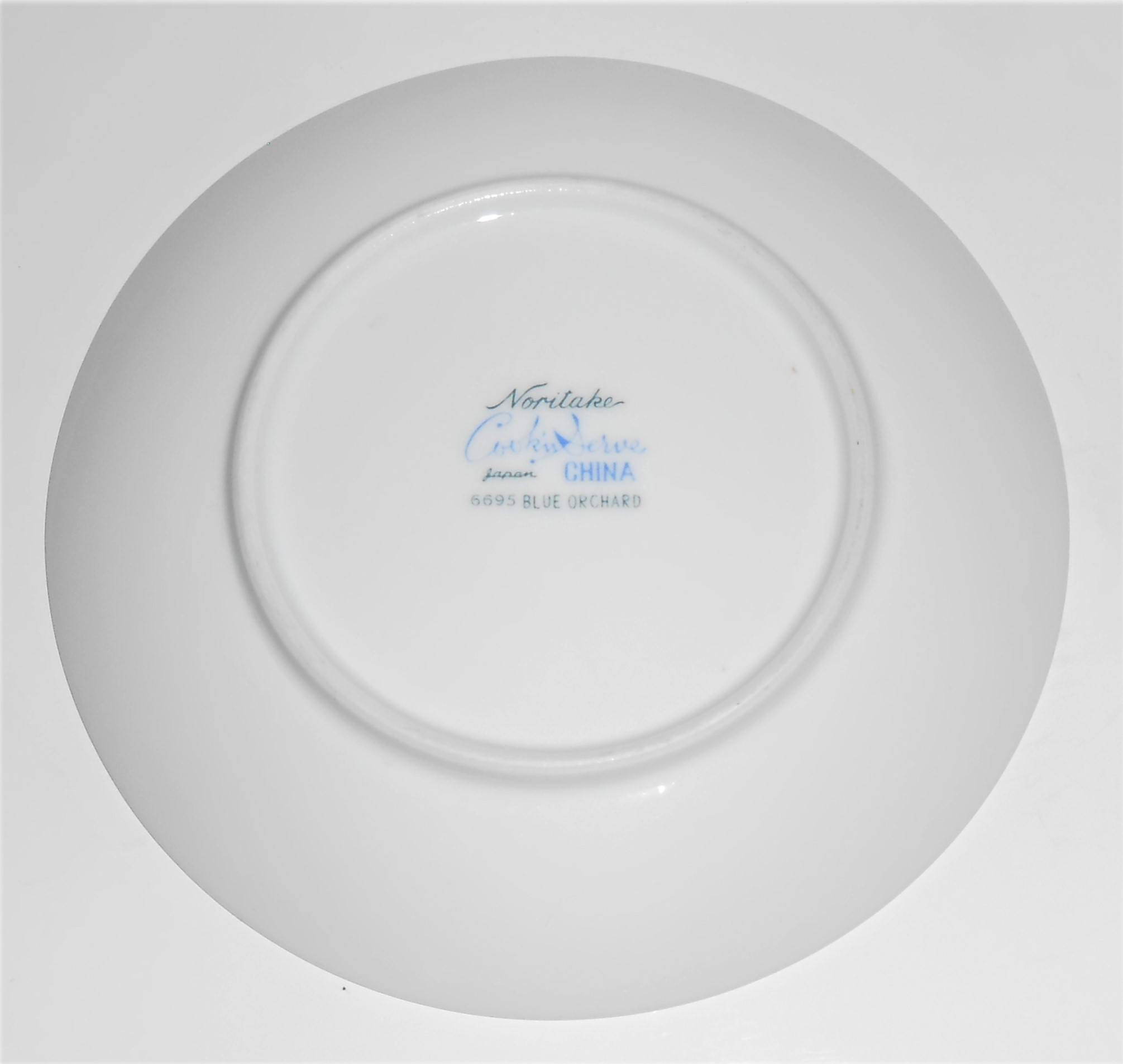 Noritake Porcelain China 6695 Blue Orchard Bread Plate
