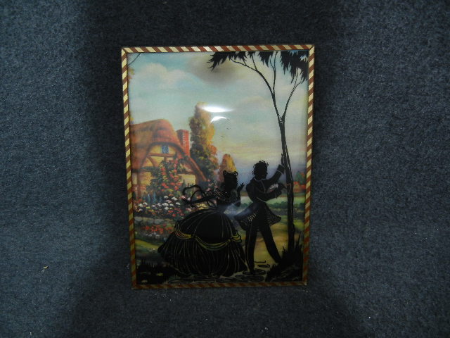 Silhouette Picture Convex Bubble Glass Victorian Couple