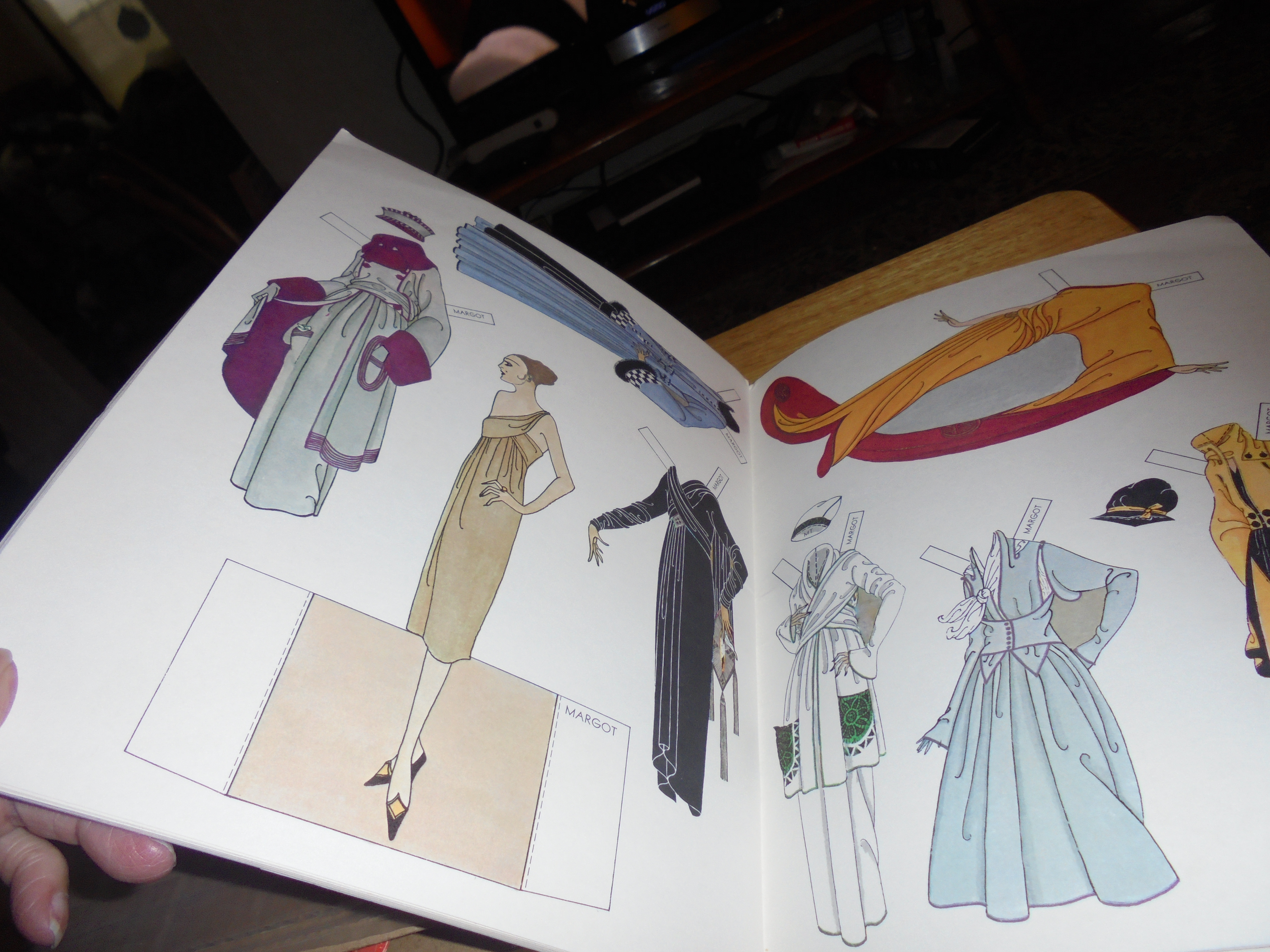 Erte' Fashion Paper Dolls Set 1978