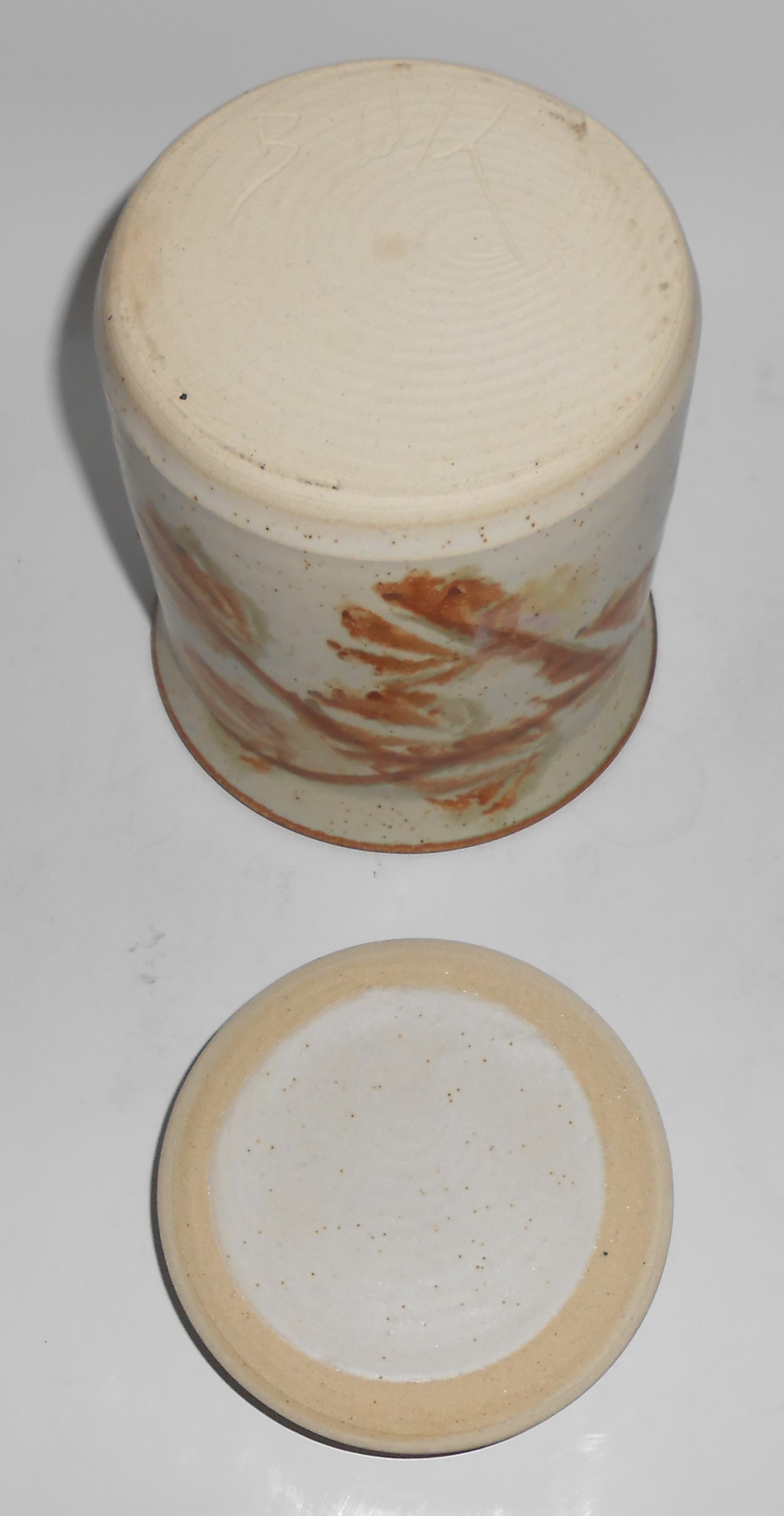 Bennett Welsh Studio Pottery Wheel Thrown Leaf Decorate