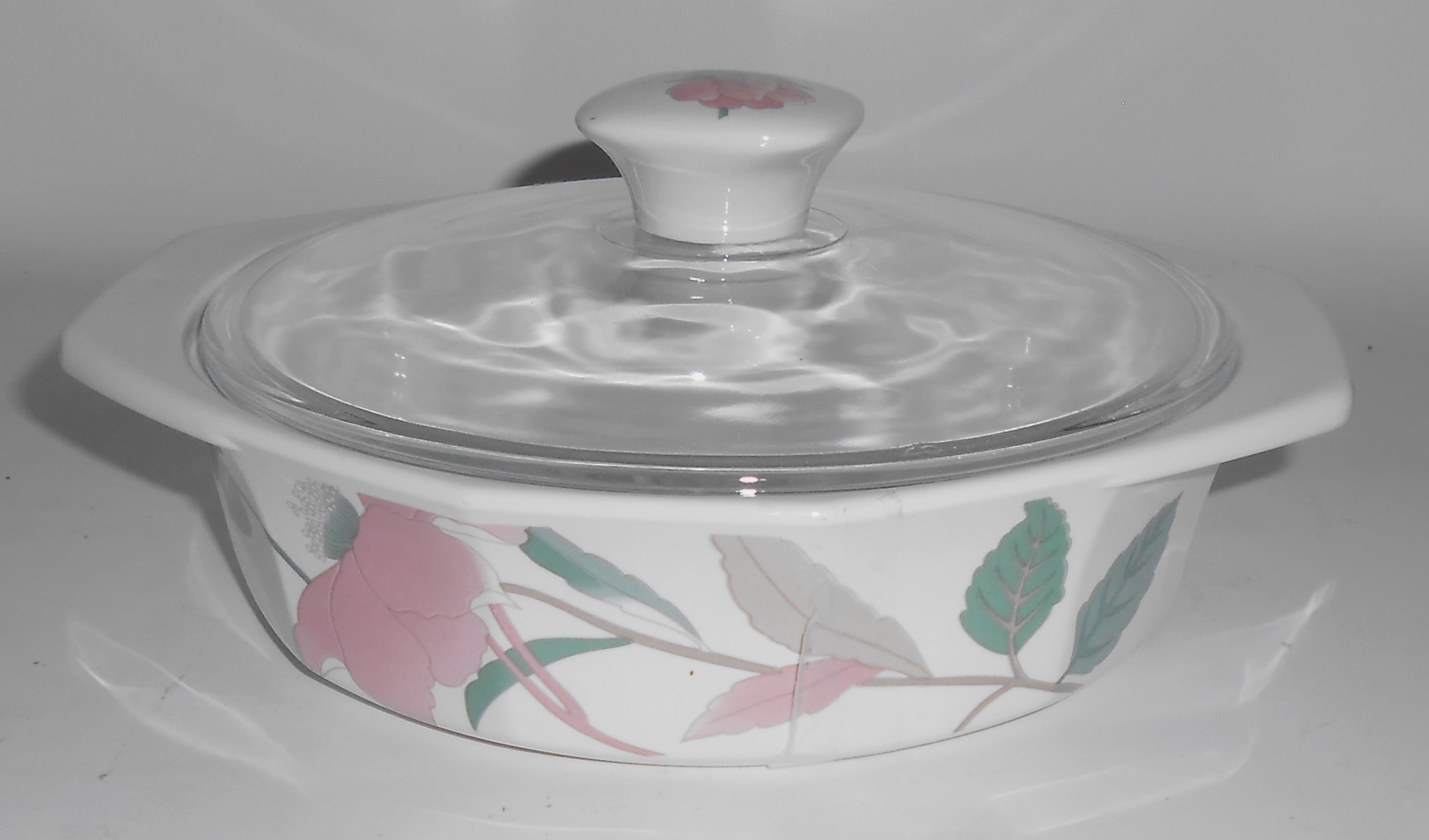Mikasa China Silk Flowers 1 Pint Casserole w/Lid