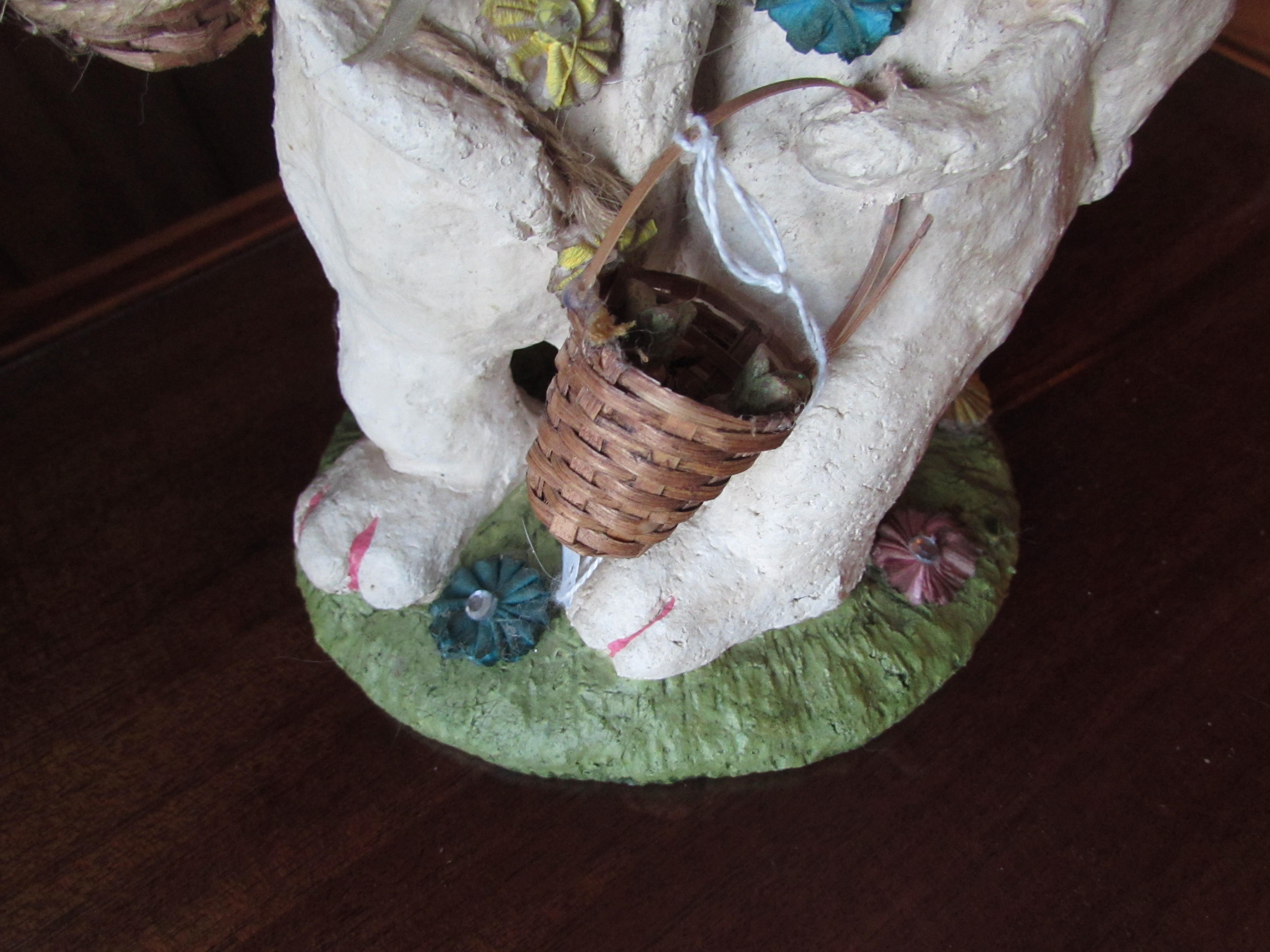 Easter Rabbit Bunny Figurine Ma Pa and baby baskets egg