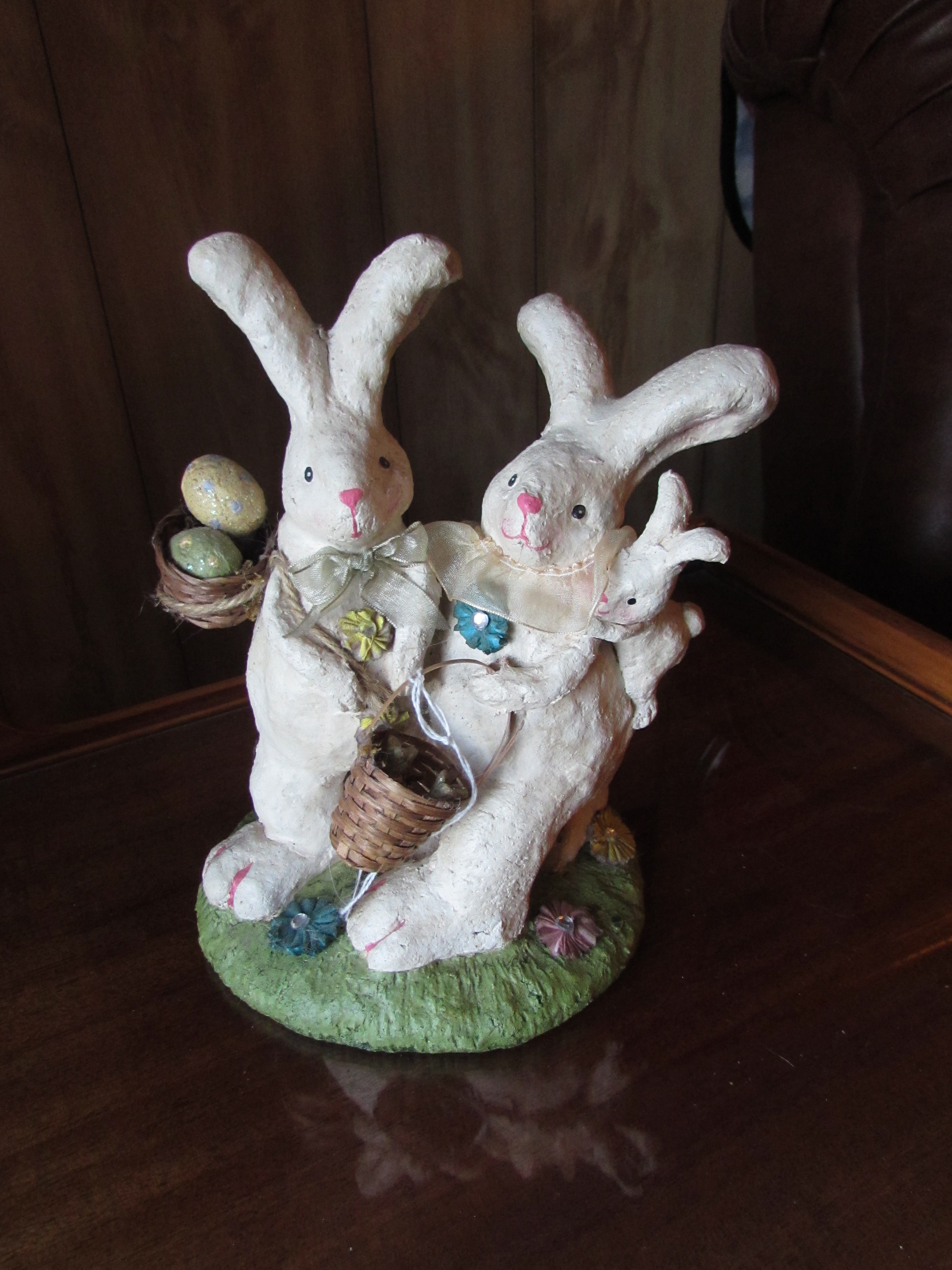 Easter Rabbit Bunny Figurine Ma Pa and baby baskets egg