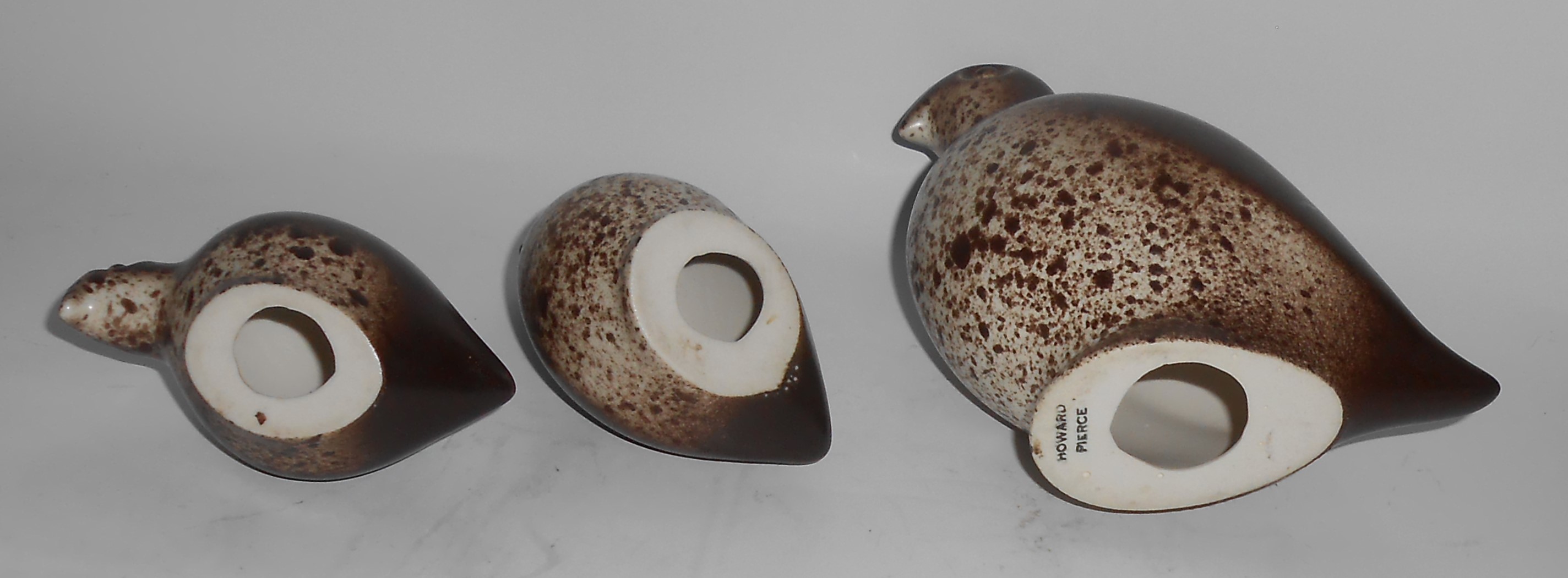 Howard Pierce Porcelain Pottery Bevy of 3 Quail