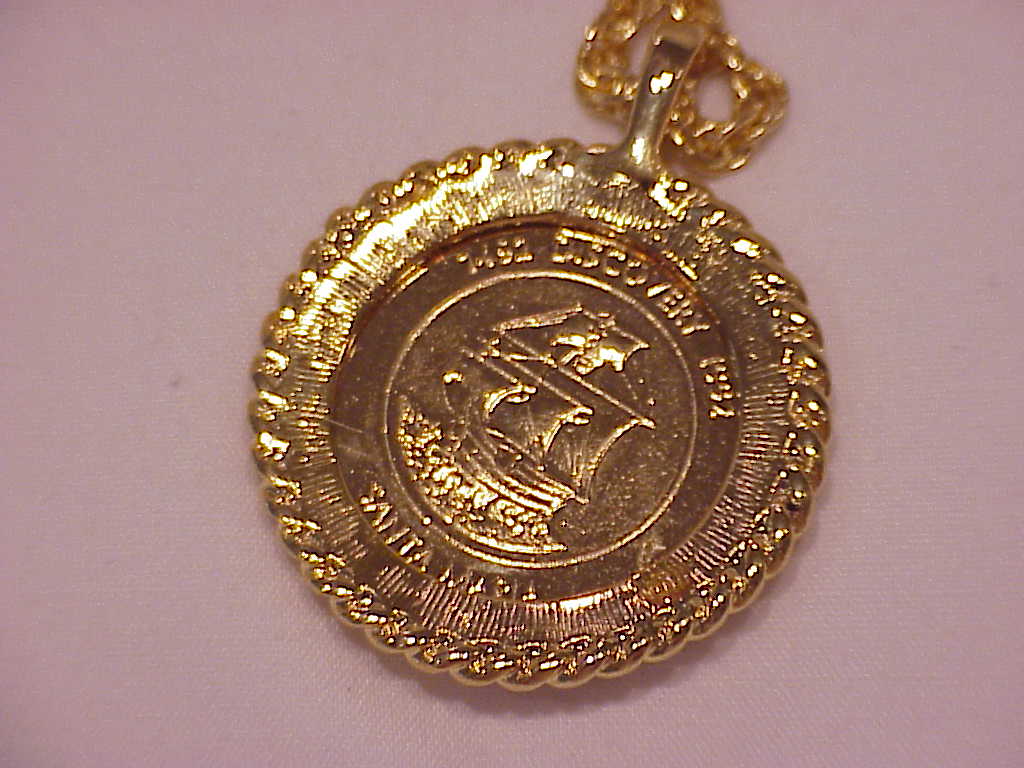 Christopher Columbus 500th Anniversary Gold Tone Medal Necklace