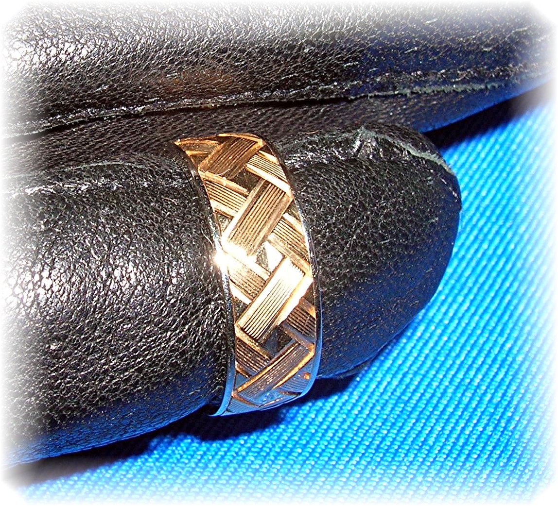 14K Yellow Gold Wedding Band Ring By Exquisite